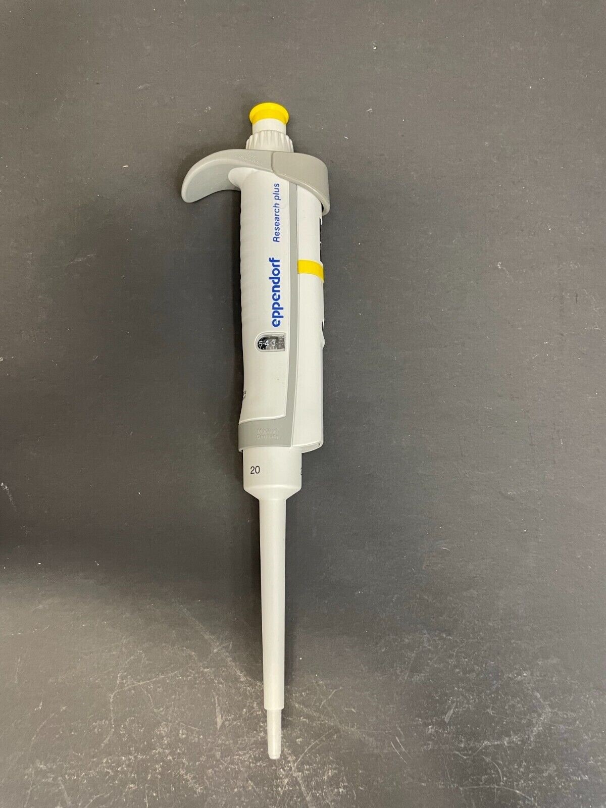 Eppendorf Research Plus Pipette Single Channel 20 ul Adjustable