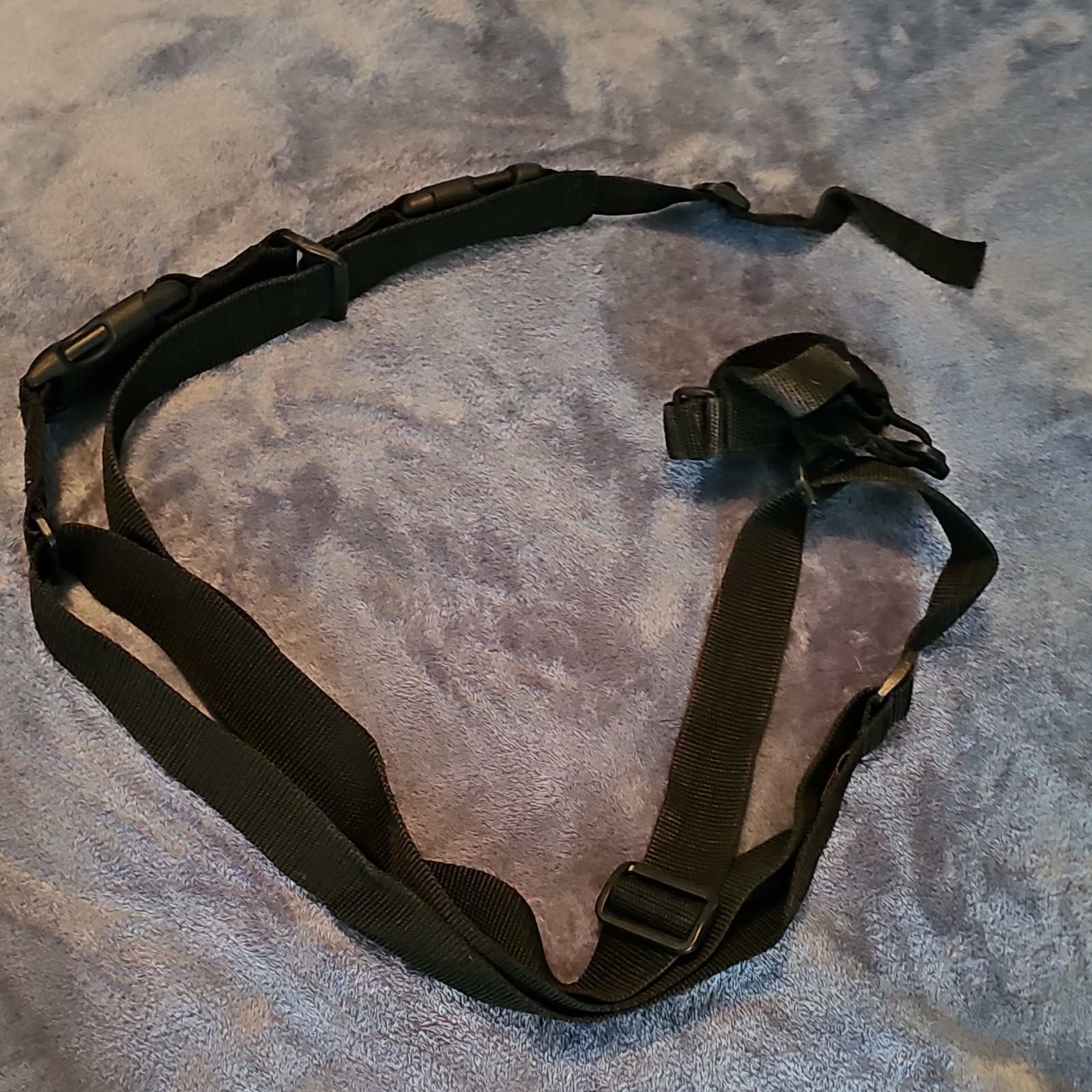 3 point Black Nylon AdjustableRifle Sling, Clip & Loop Attachment, Universal