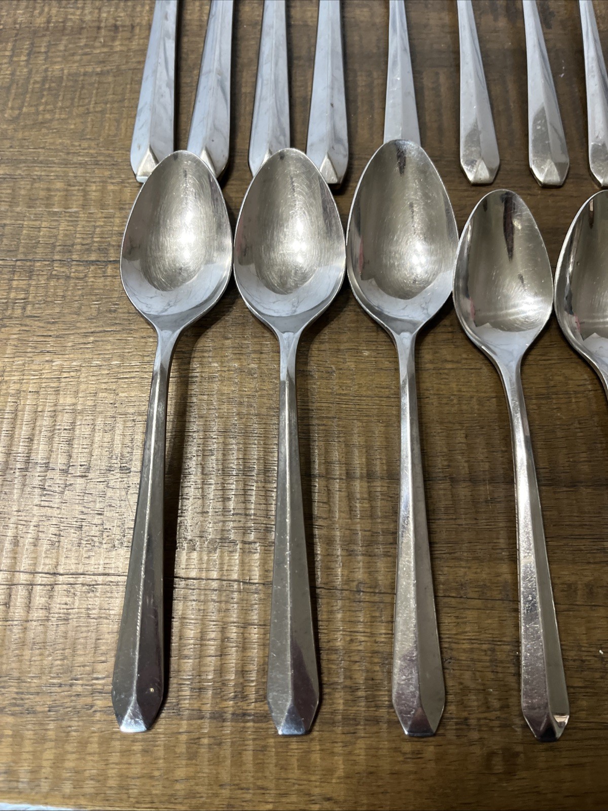 17 pc set Imperial International Status stainless flatware silverware