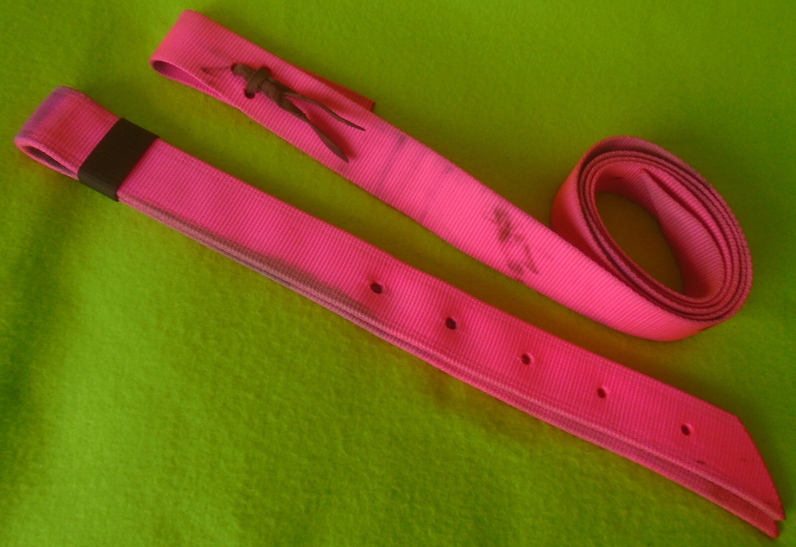 Hot PINK Double Nylon Heavy Duty Off Billet &Latigo Tie Strap For Western SADDLE