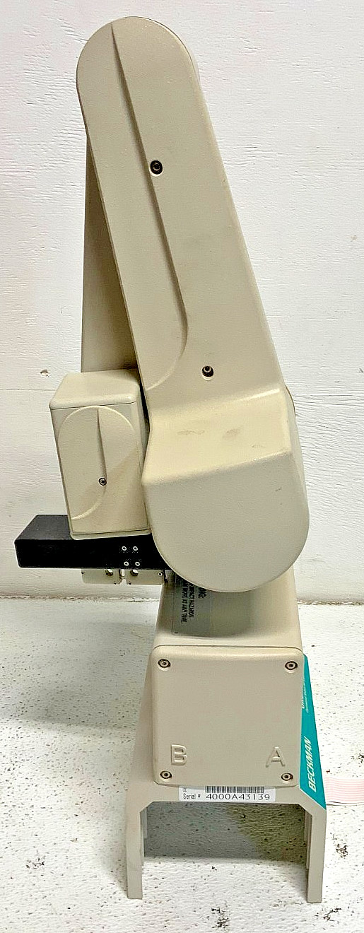 Beckman Coulter ORCA Robotic Arm System for Optimized Robot Chemical Analysis