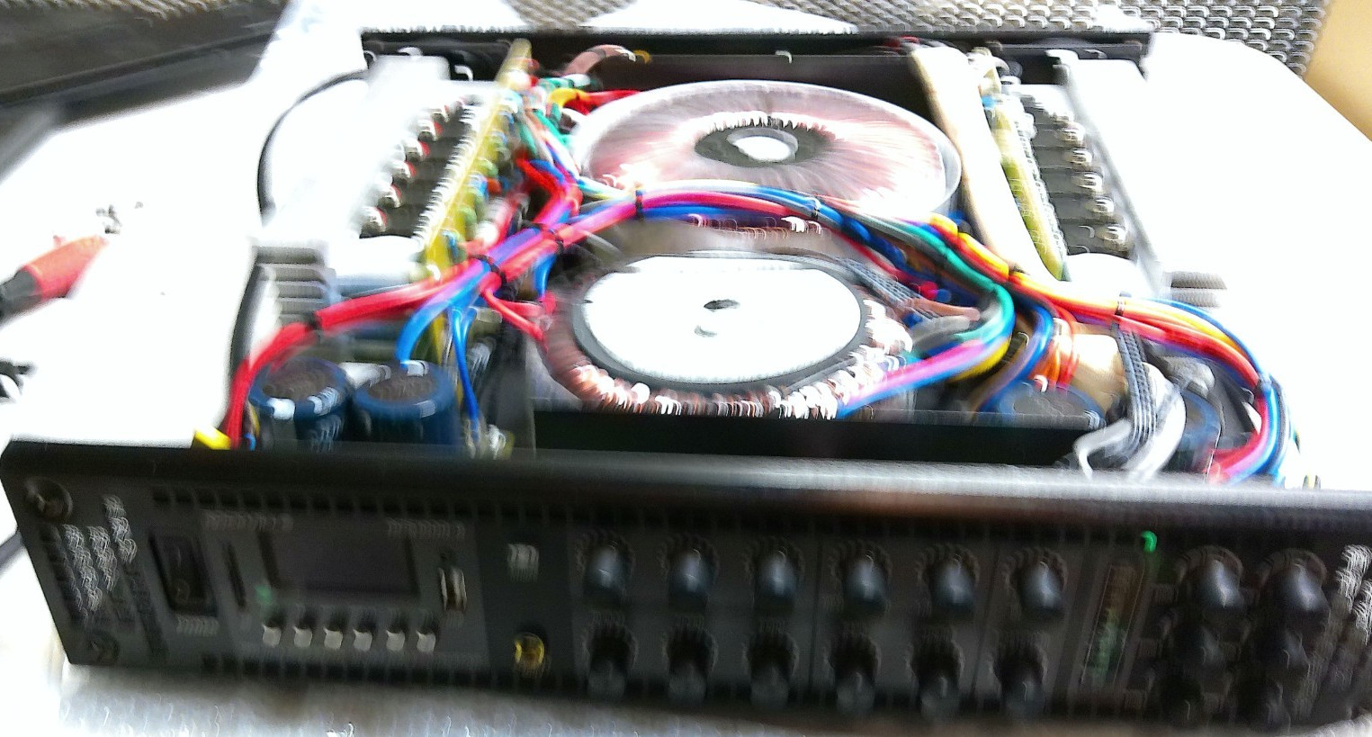 Parts Rockville RCS1000-6 1000W 6 Zone 70v Commercial/Restaurant Amplifier