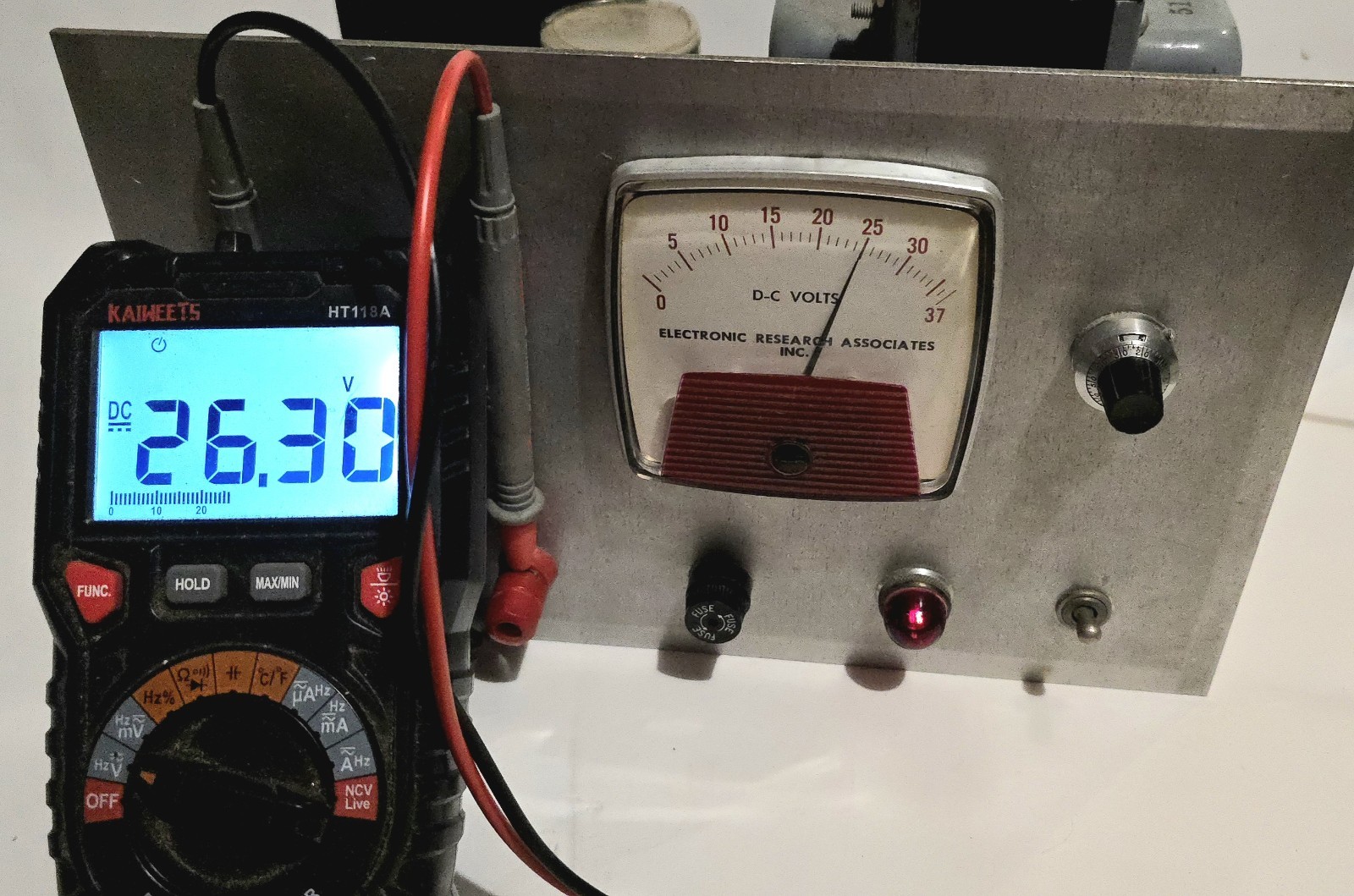 Vintage Variable DC Bench Power Supply Linear Analog Meter Lab Electronics Testd