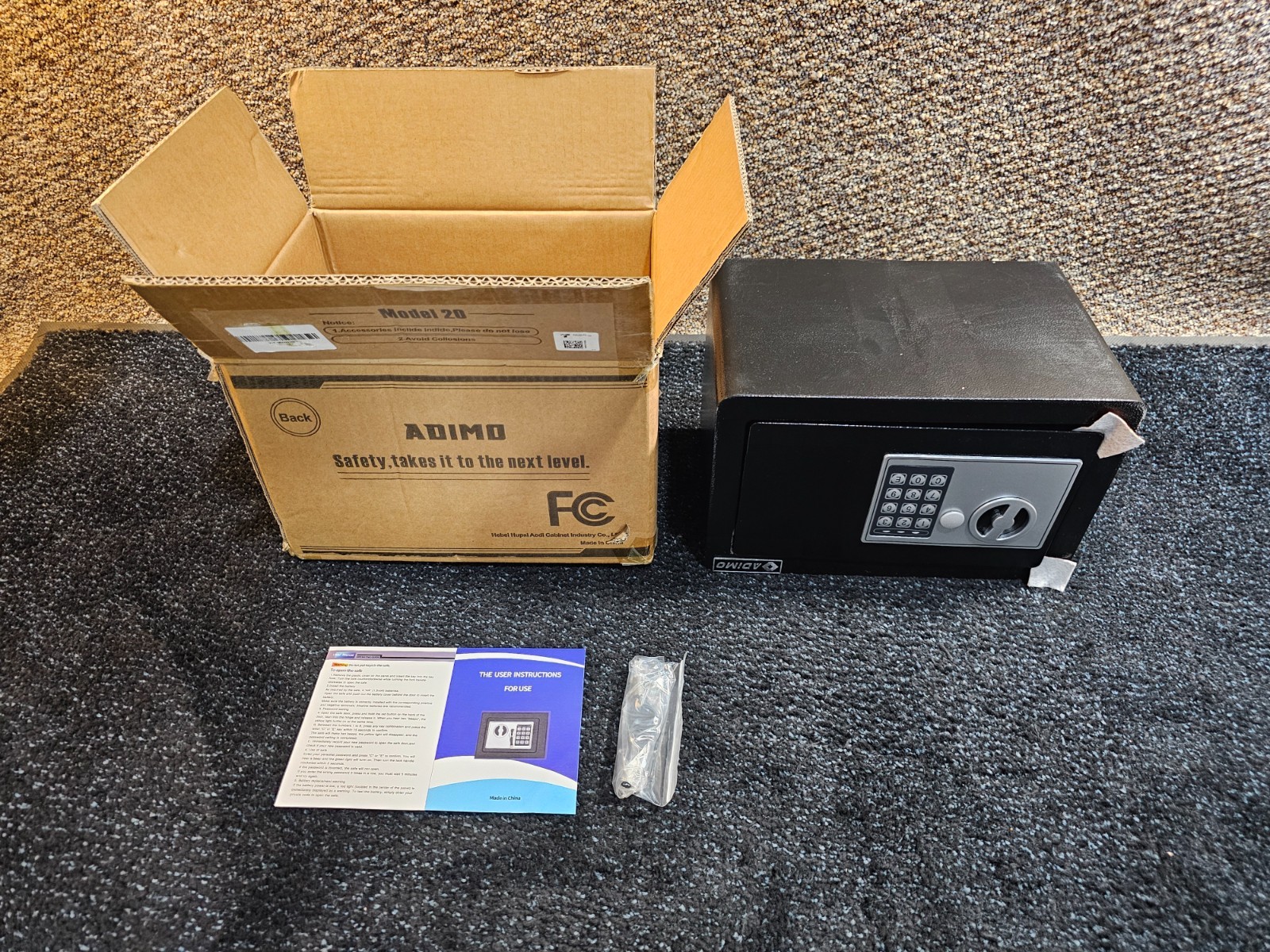 Adimo BGX-M/D-20 0.23 Cubic Safe w/ Key for College Dorm Room for Cash/Document