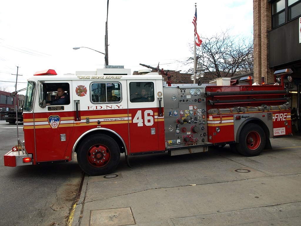 FDNY NYC Fire Department Engine 46 Ladder 27 patch