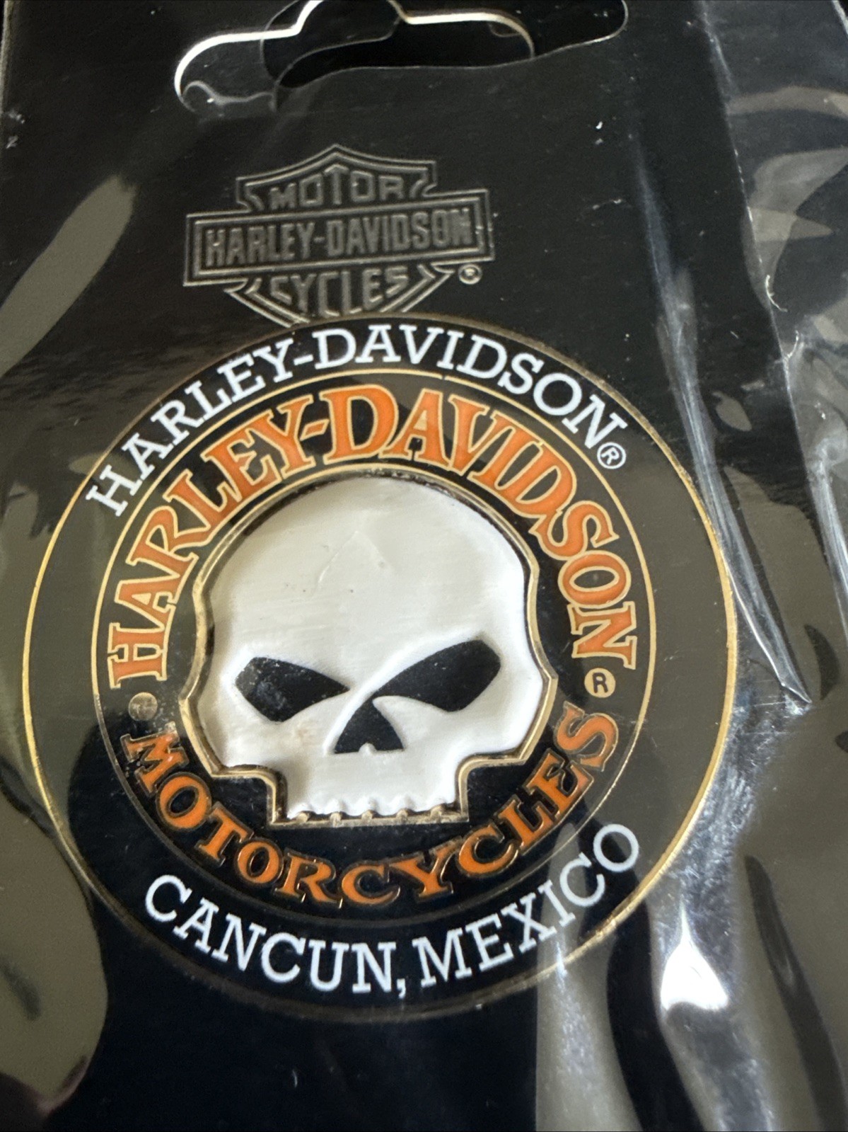 Harley Davidson Willie G Pin And Patch Cancun Mexico