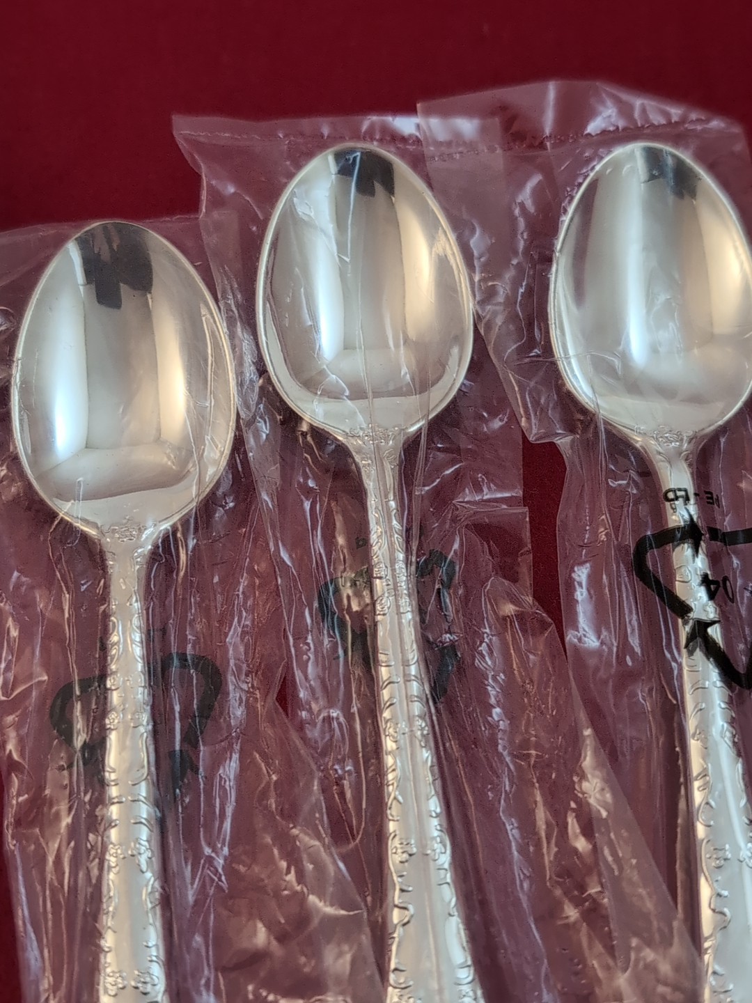 Set Of 6 Enchanted Rose Unmarked SilverPlate Teaspoons Flatware