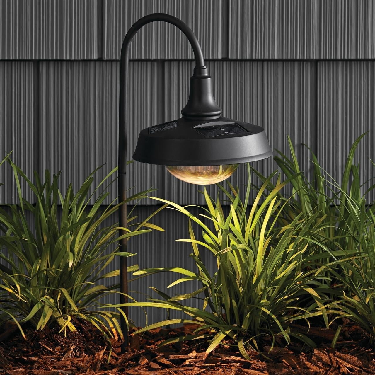 Better Homes &Gardens Corbyn Solar Pathway Light Matte Black Metal LED 20 Lumens