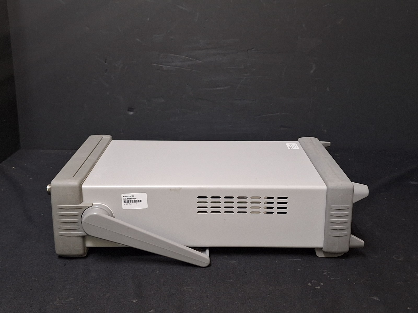 Keysight E4416A Power Meter (0005)