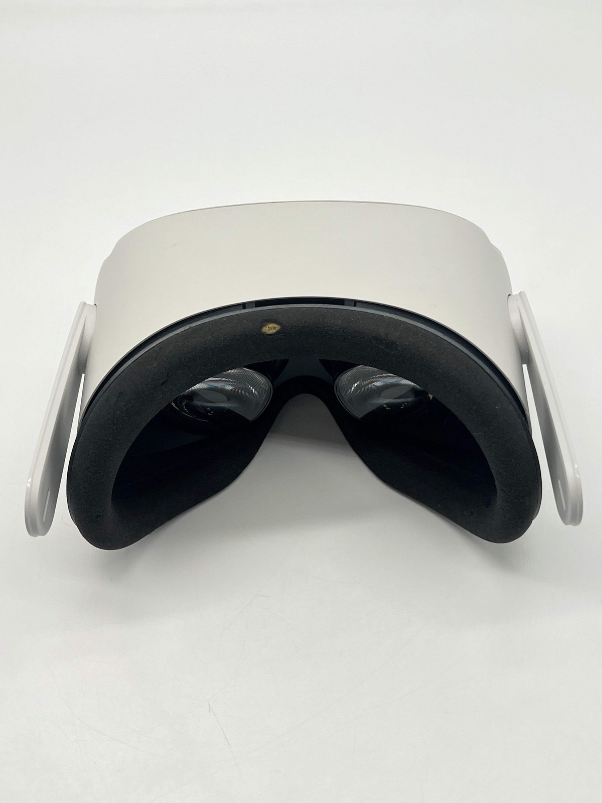 Meta Quest 2 VR Headset White