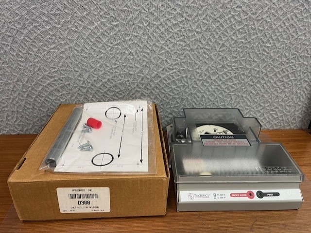 Radionics Bosch D300 Duct Detector Housing; NOS New in open box