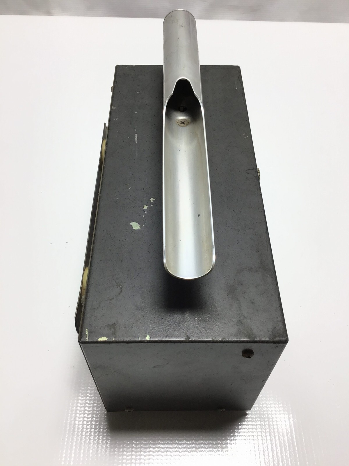 F.W. Bell 110 Gaussmeter 28650