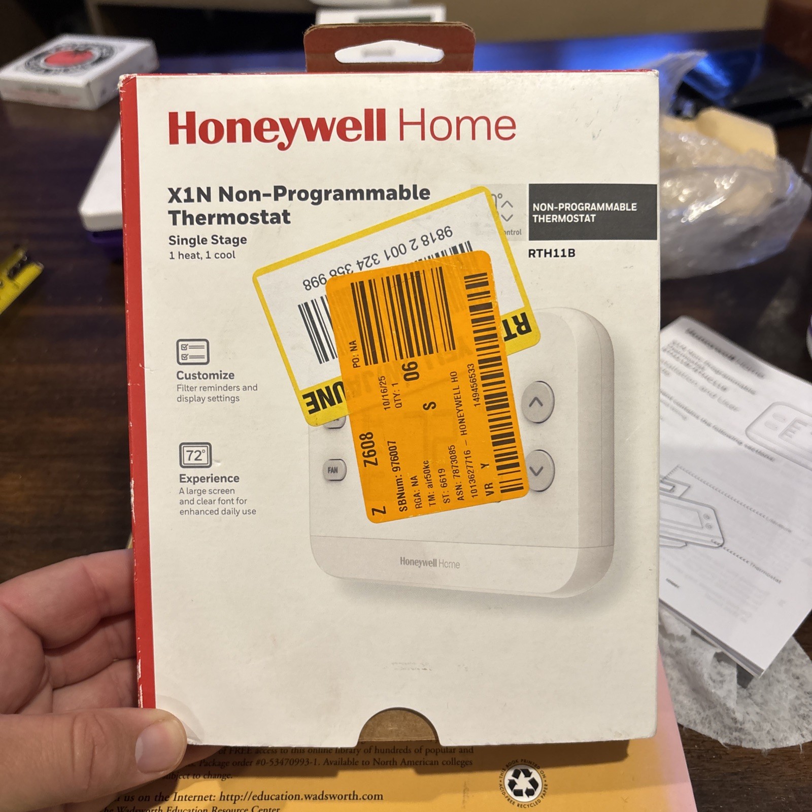 Honeywell Home X1N Non-Programmable Thermostat RTH11B Single Stage 1H/1C Digital
