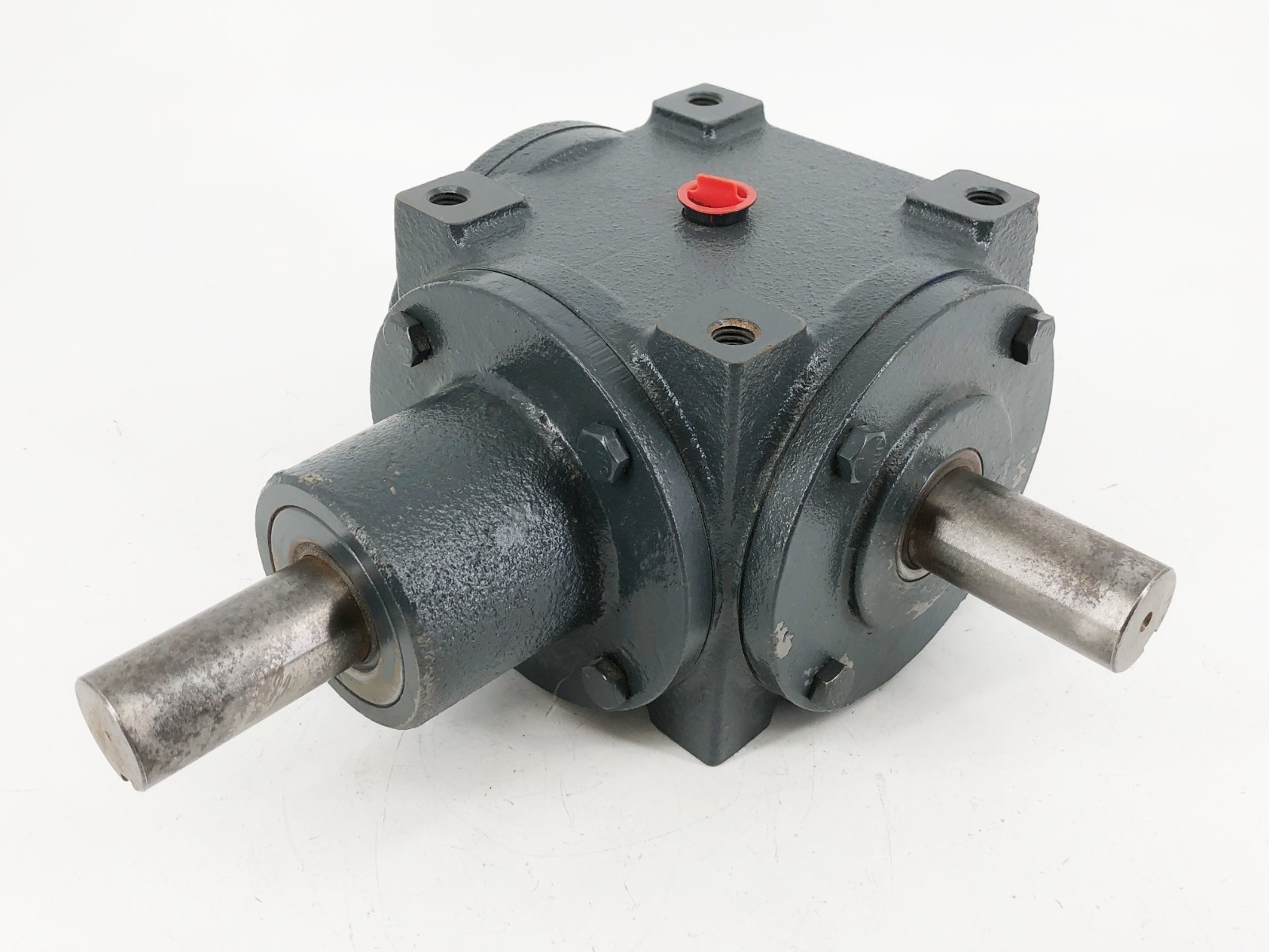 New Hub City 0220-03522 Right Angle Gearbox 1:1 Model 66 1.25" Shaft - No Box