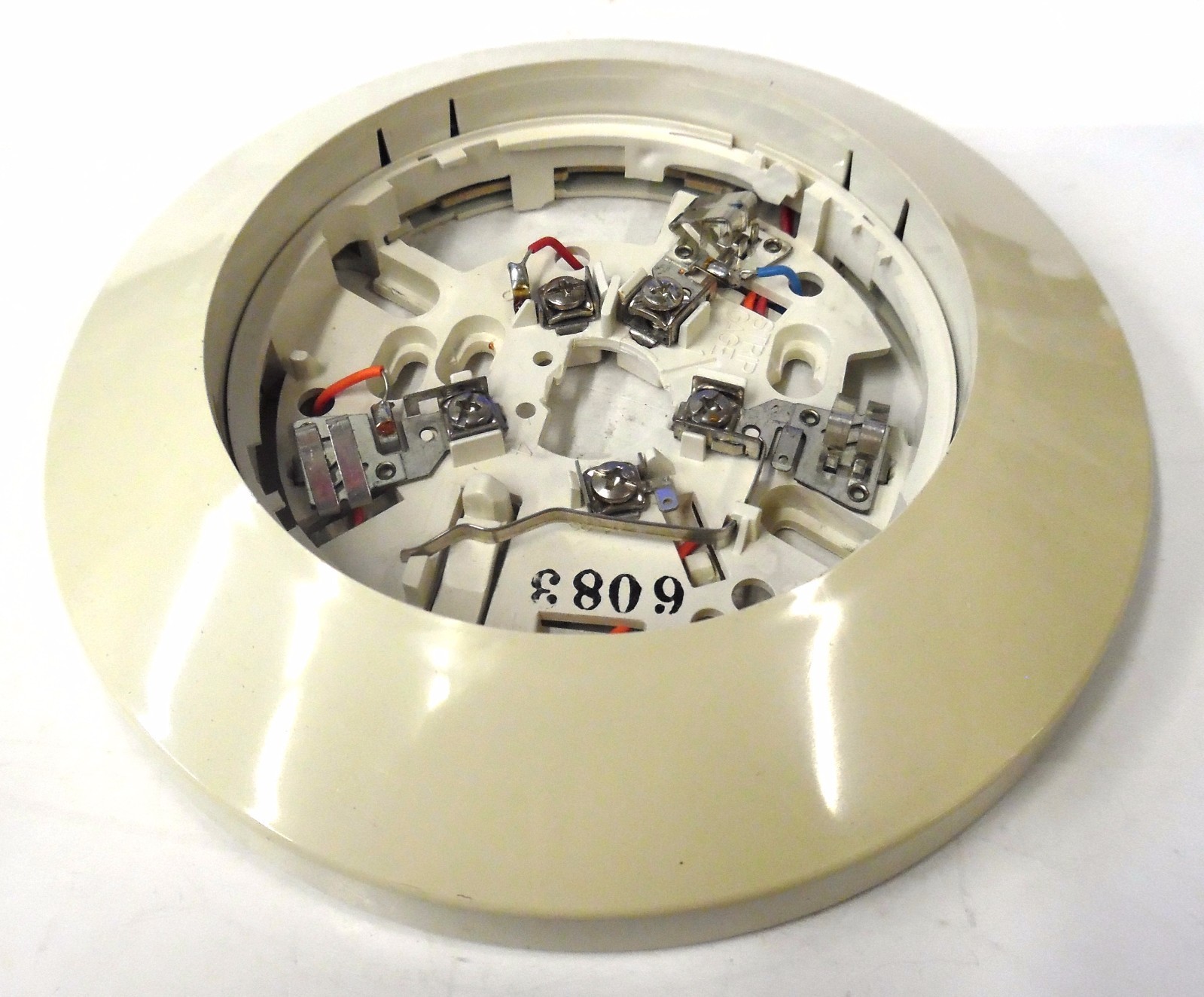 JOHNSON CONTROLS B402B AUTOMATIC FIRE DETECTOR BASE