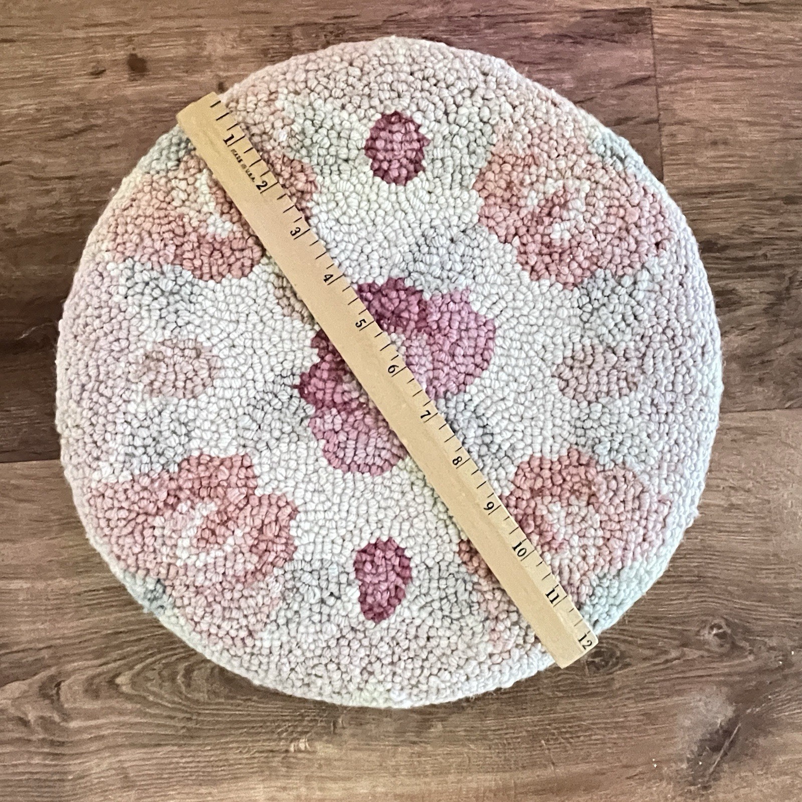 VTG Foot Stool Floral Hook Rug Caroet Round Wood Base 4 Turned Leg Cottage Core
