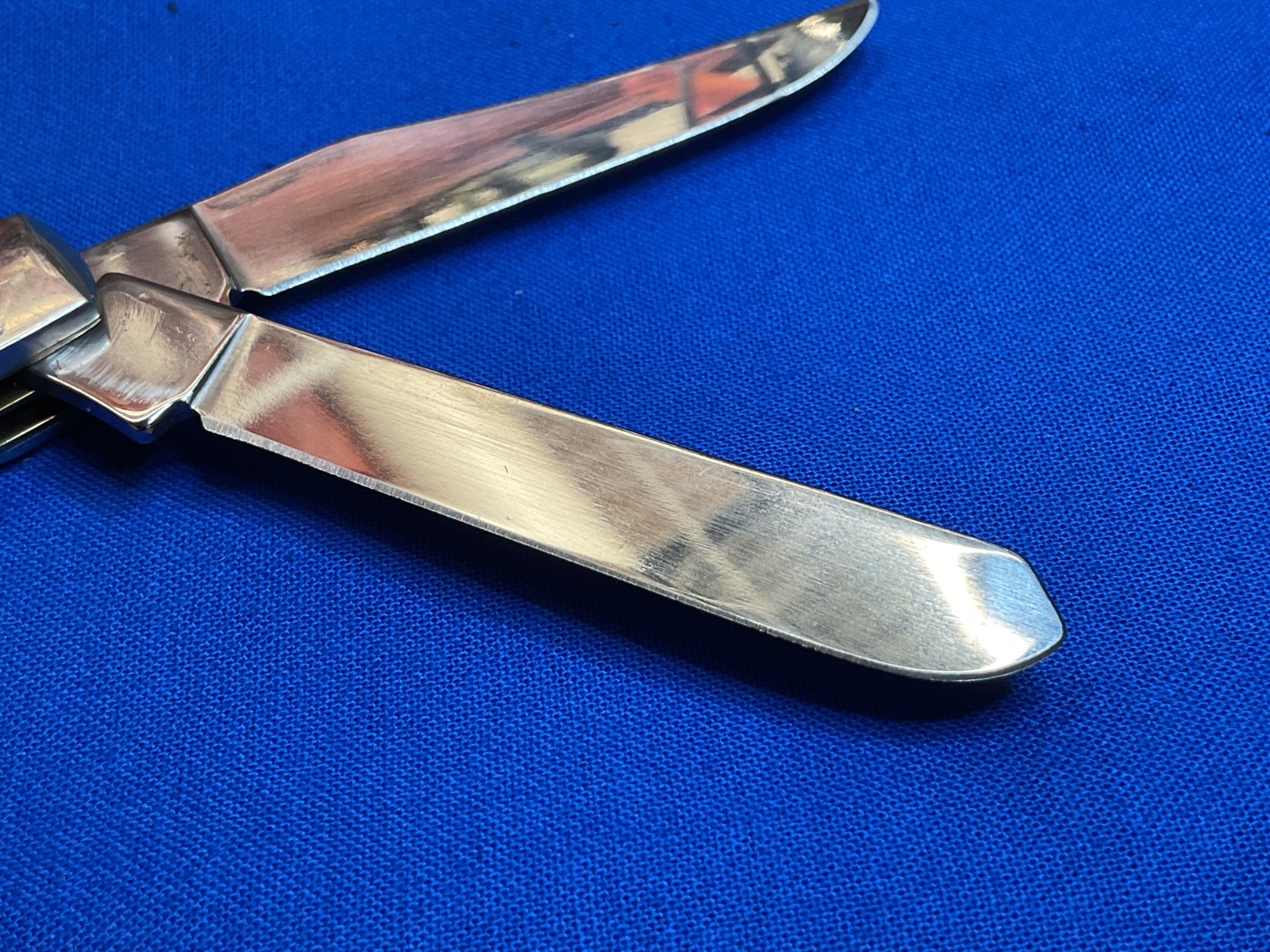 Case XX 10207 Blue Pearl Kirinite Mini Trapper USA