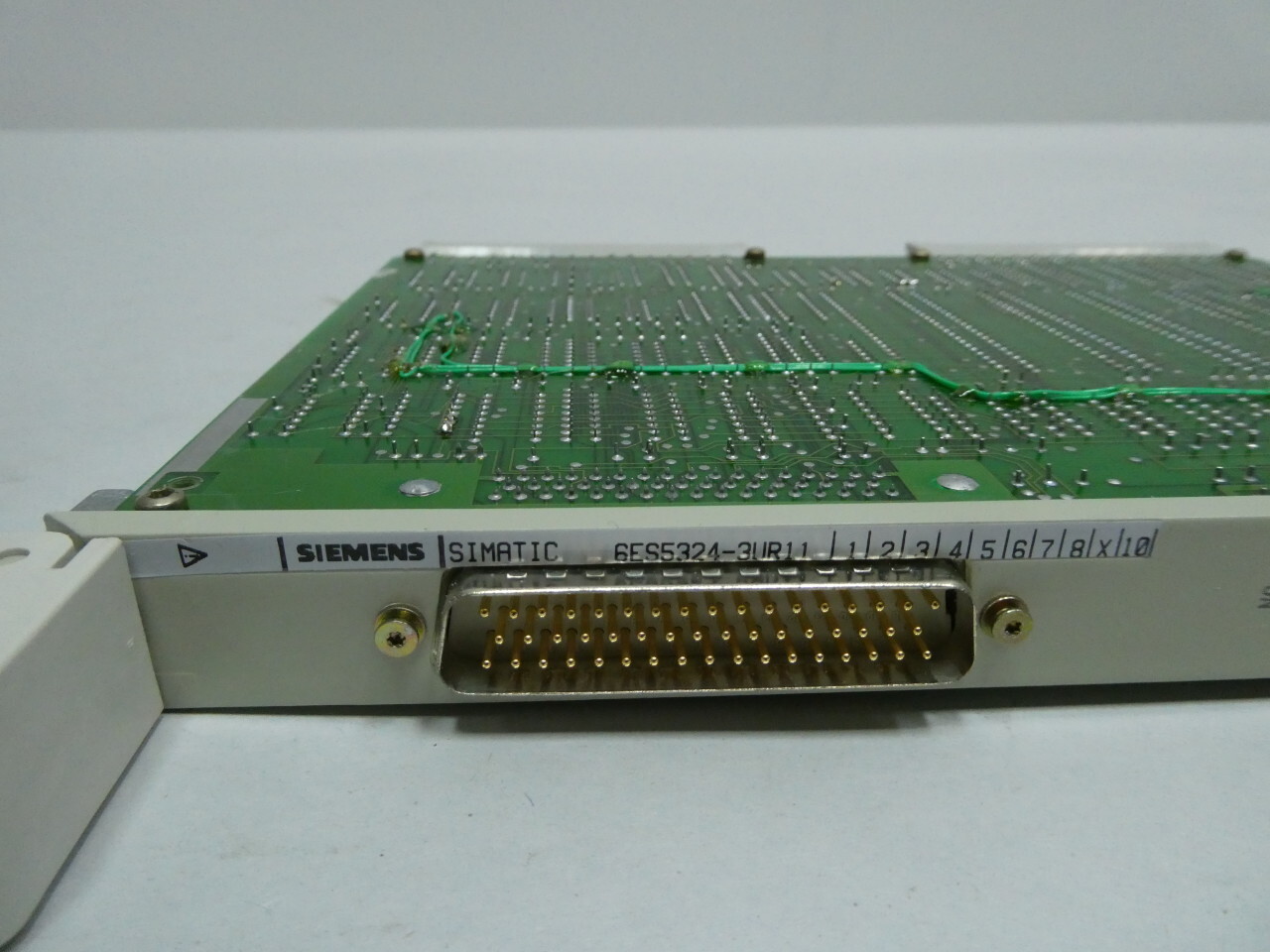 Siemens 6ES5 324-3UR11 Simatic Interface Module
