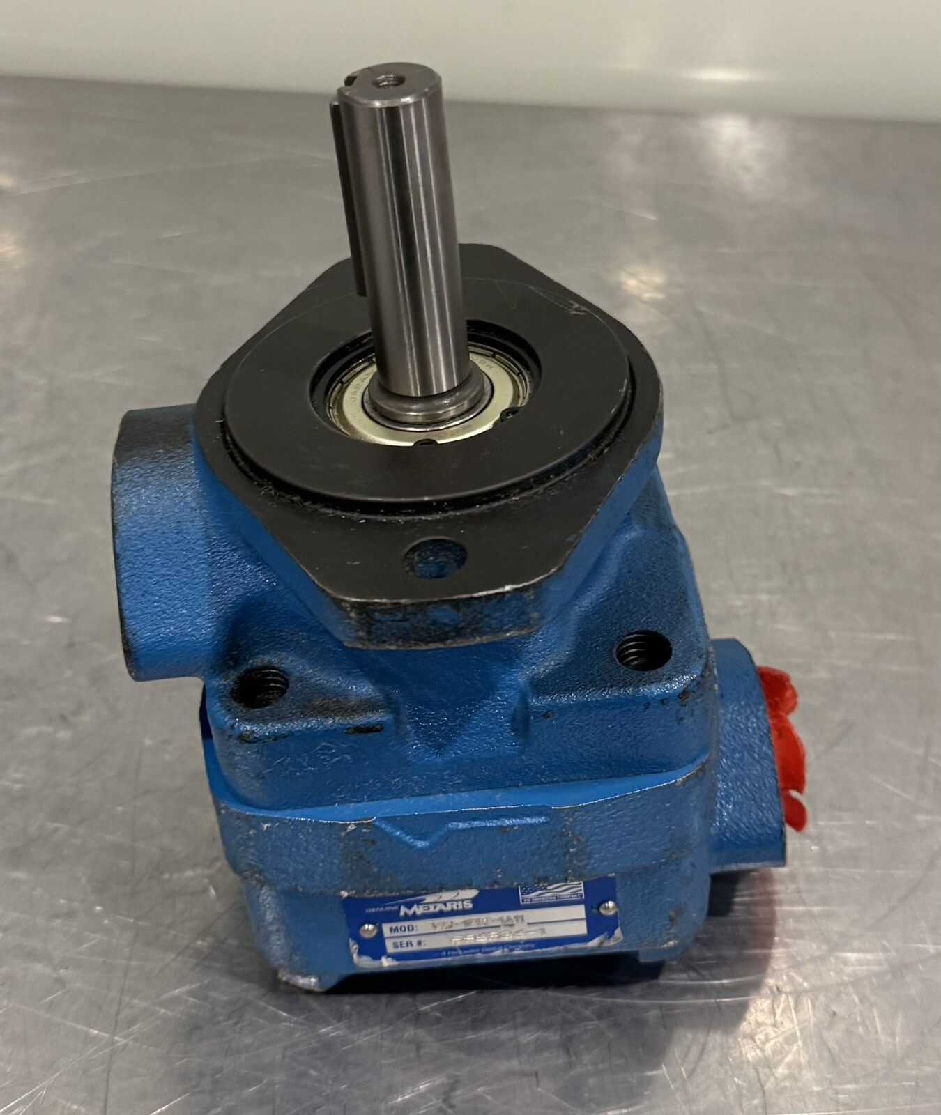 Metaris V20-1P9S-1A11 Hydraulic Vane Pump V201P9S1A11 NEW! FREE SHIPPING!