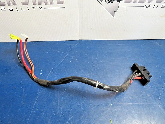 Pride Victory 9/ 10 REAR Connector Block Harness Cable Scooter DWR9966H032 #6066