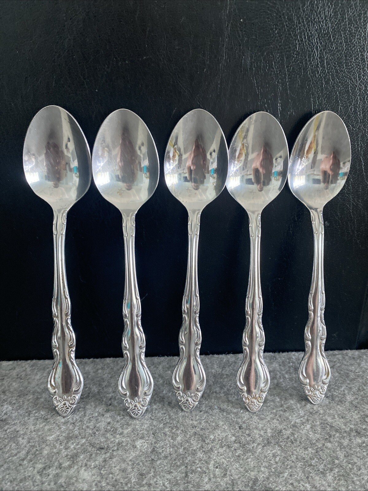 5 TOWLE/SUPREME CUTLERY STAINLESS FLATWARE, "PIERRE" PATTERN, TEASPOONS
