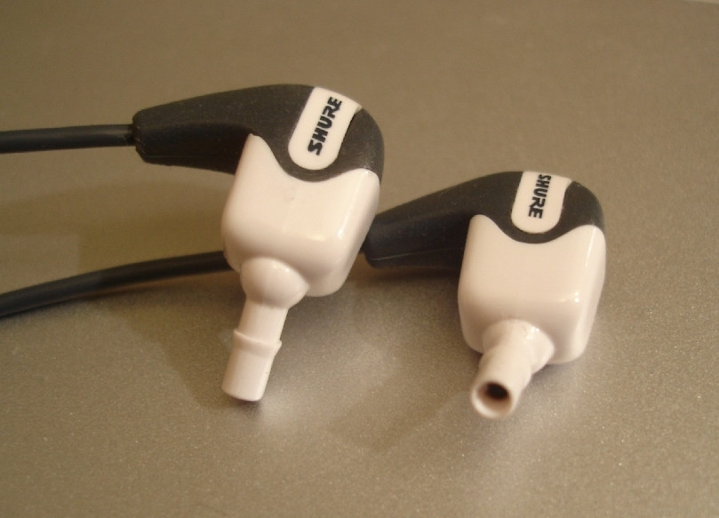 10 Small Replacement Mushroom Eartips Earbuds for Shure AONIC 215 True Wireless