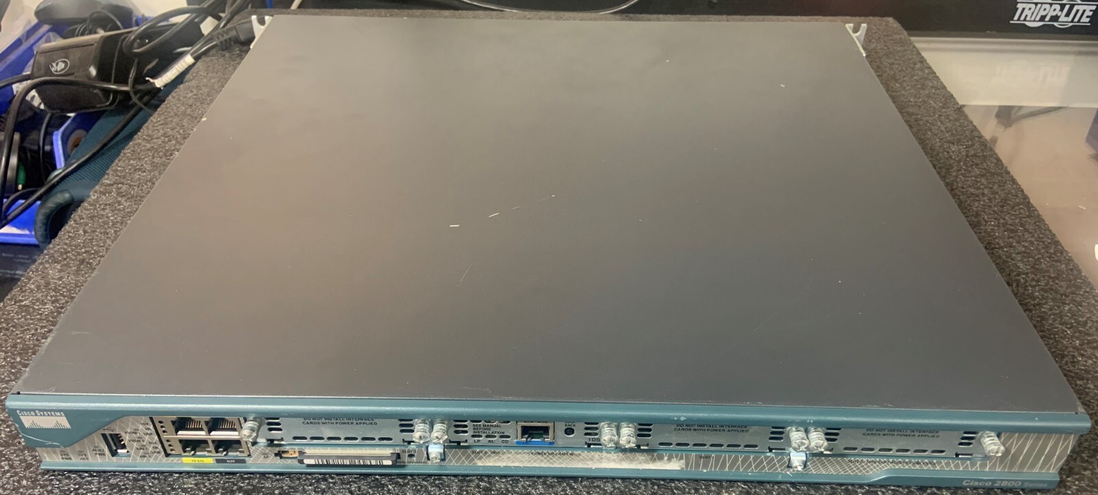 CISCO 2801 V04 Ethernet Integrated Service Router Rack Mountable CISCO2801 V04