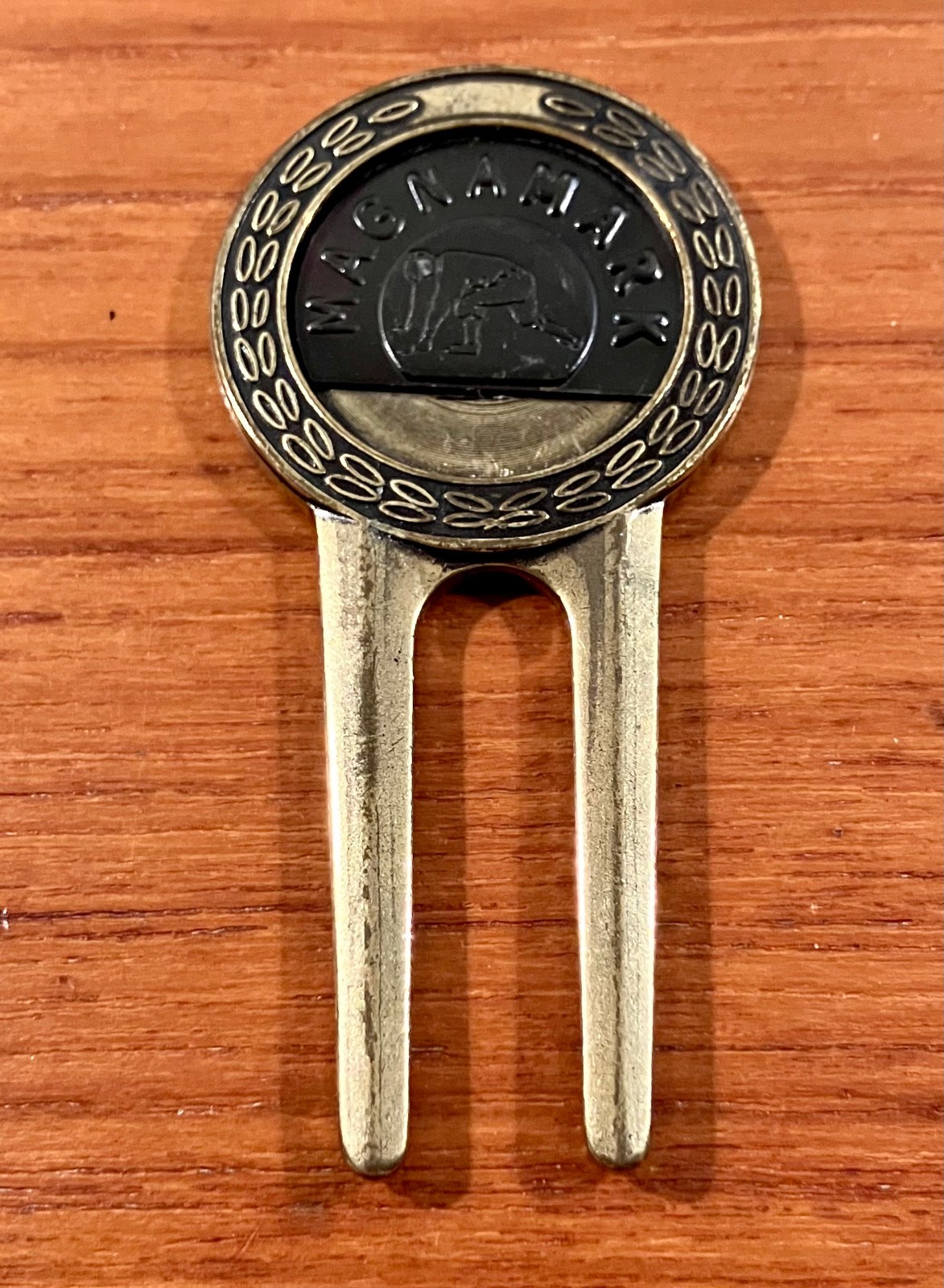 Blank Golf Design "Magnamark" #512 Logo Golf Ball Mark Divot Repair Tool