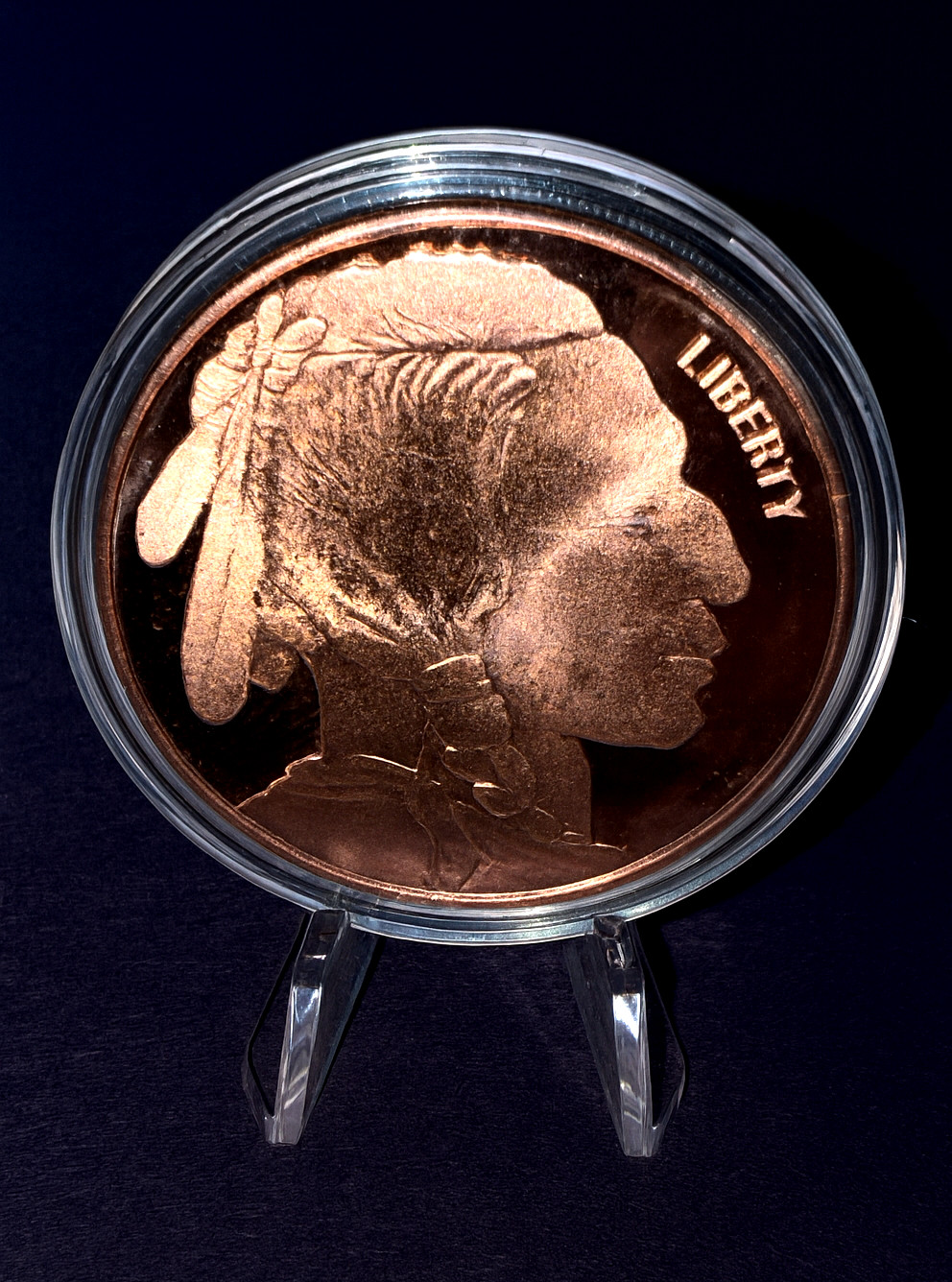 1 oz .999 Fine Copper Buffalo Round Coin w Capsule & Display Stand
