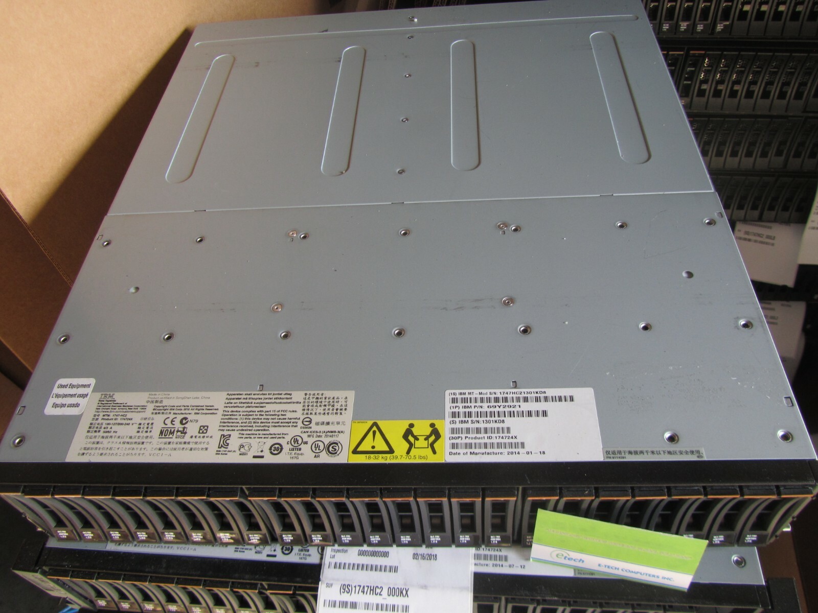 174724X 1747HC2- IBM EXP2524 Storage Enclosure w/ 24x 300GB 15K SAS HD