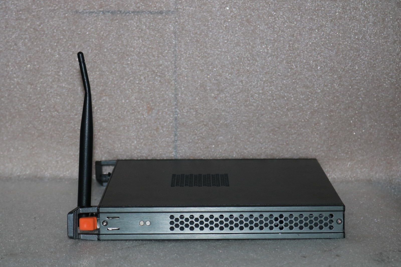 ViewSonic AC VPC14-WP-2 ViewBoard VS16933, PRE-OWNED .