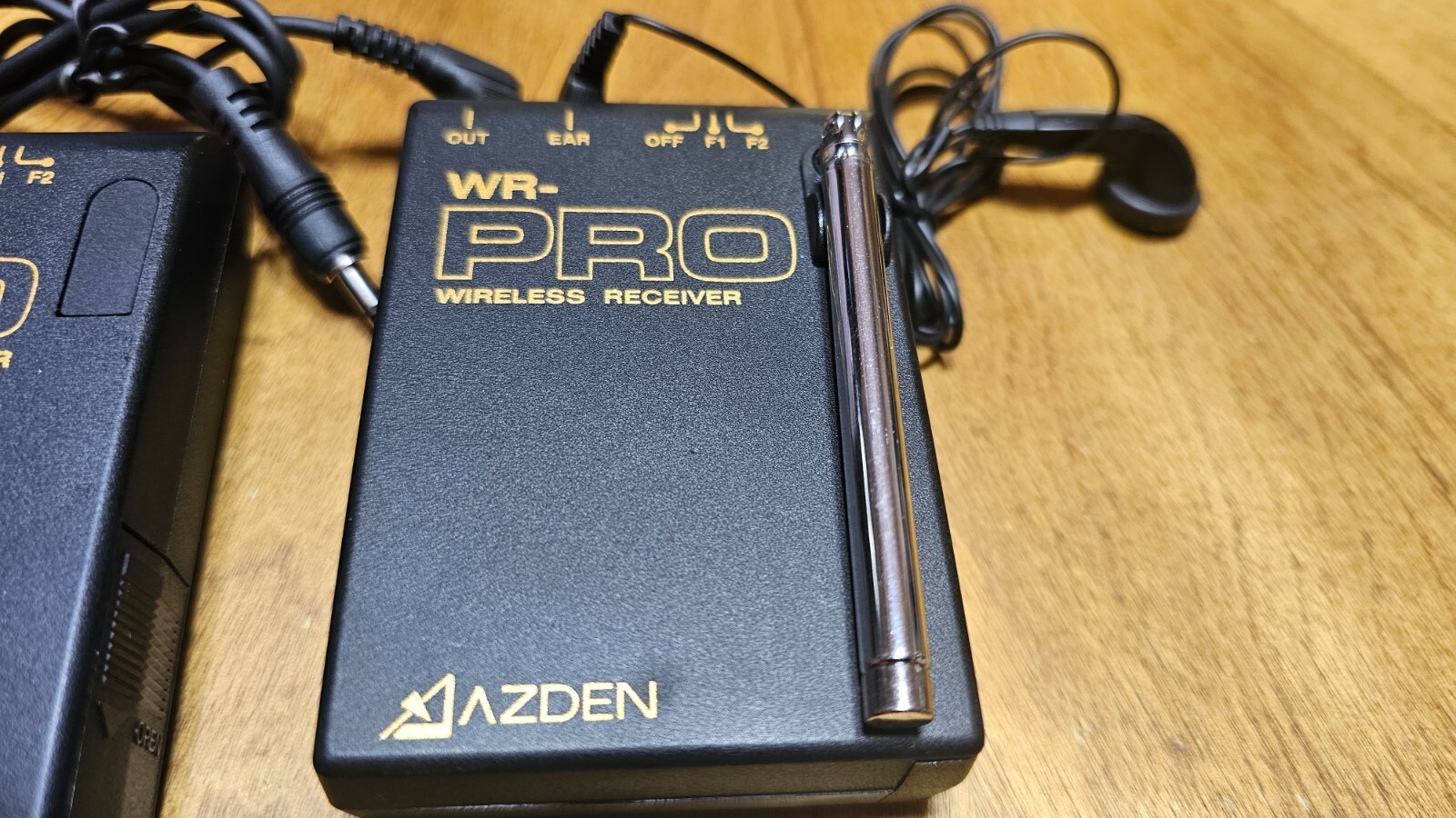 AZDEN WM & WR PRO WIRELESS MIC & RECCEIVER- WORKS GREAT VERY NICE