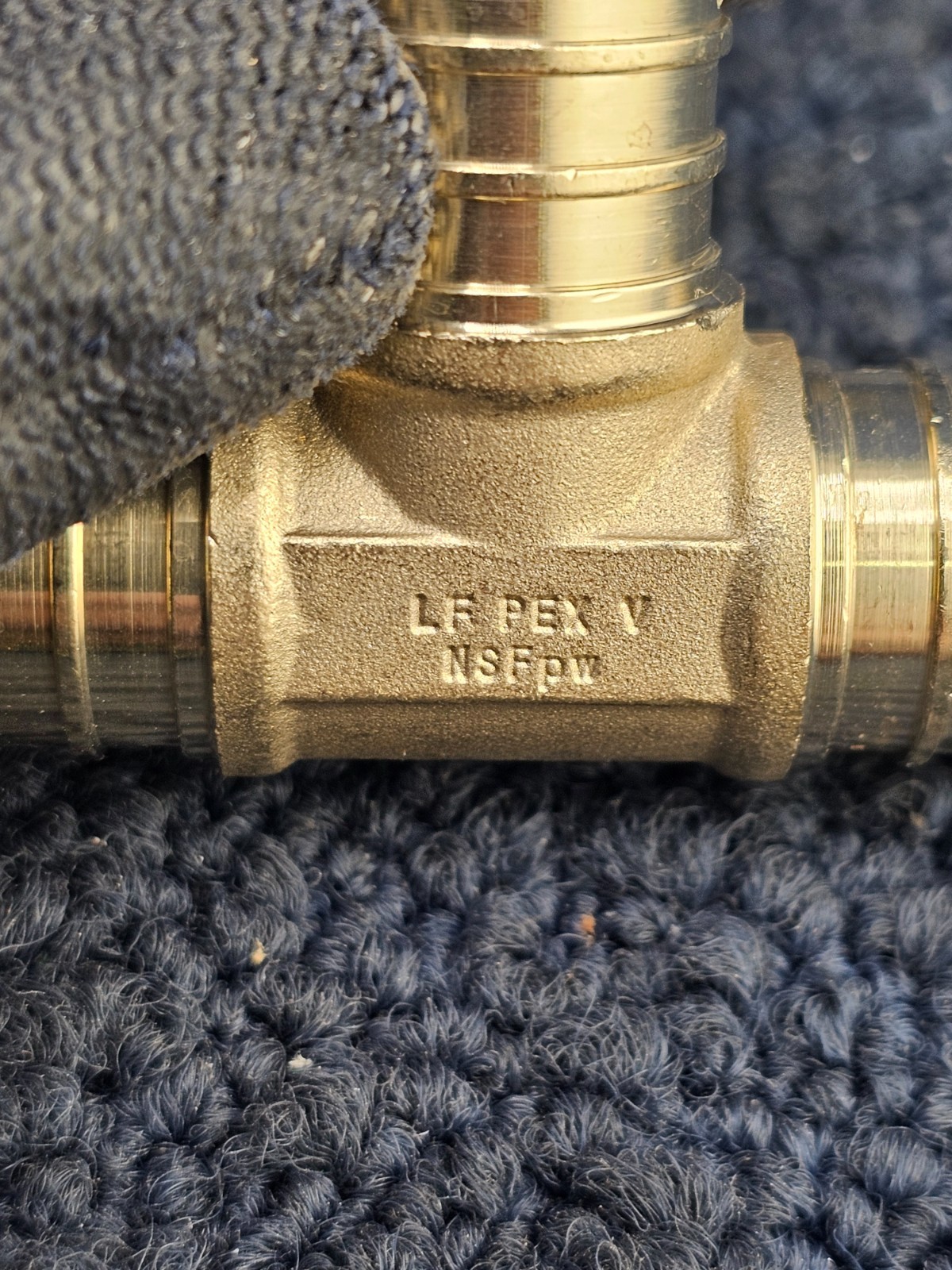 (QTY 25) SHARKBITE UC370LF: 3/4" PEX Brass Barb Tee Fitting Potable Gas System