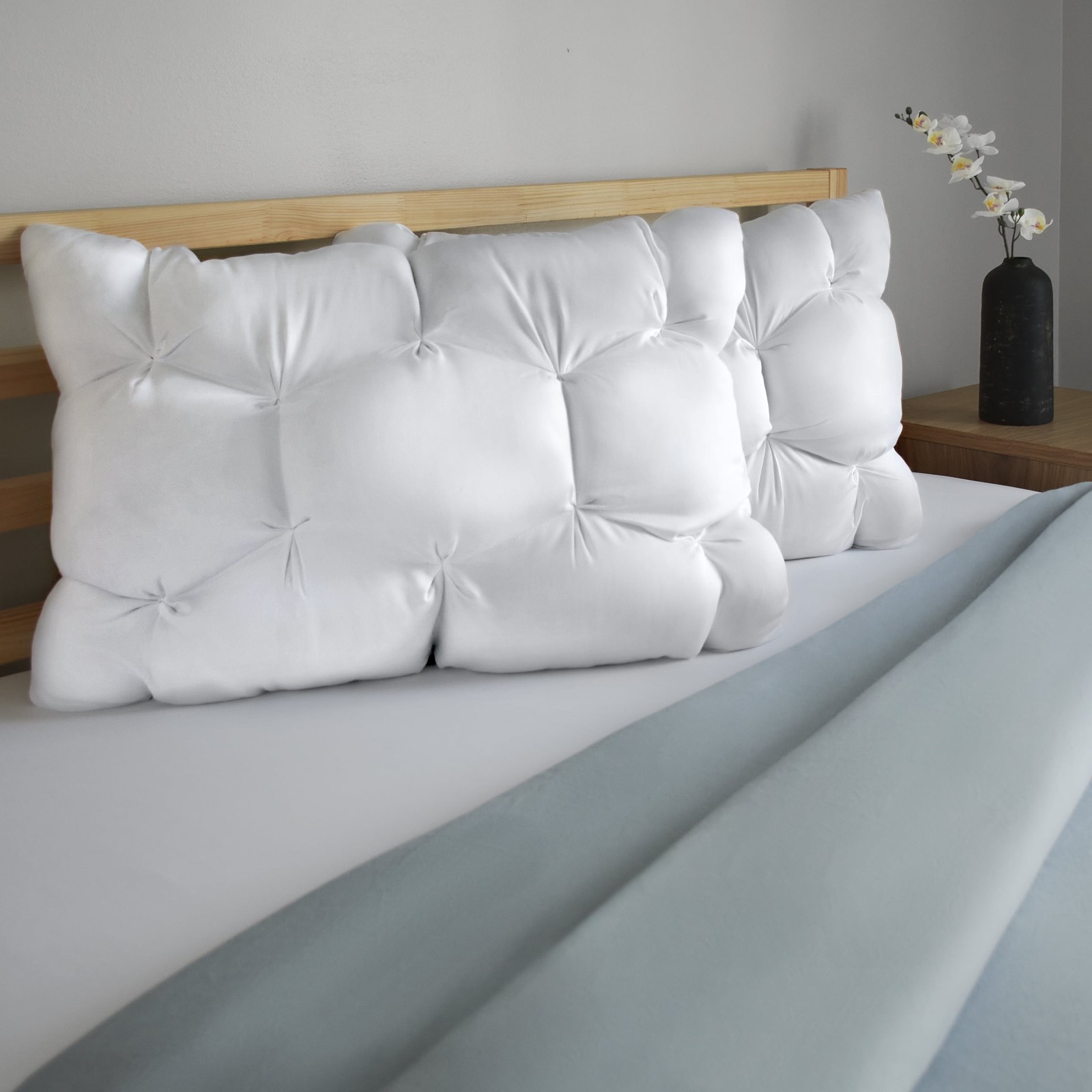 ® Down Alternative Cloud Luxe Bed Pillows Standard/Queen Adaptive Huggable Core
