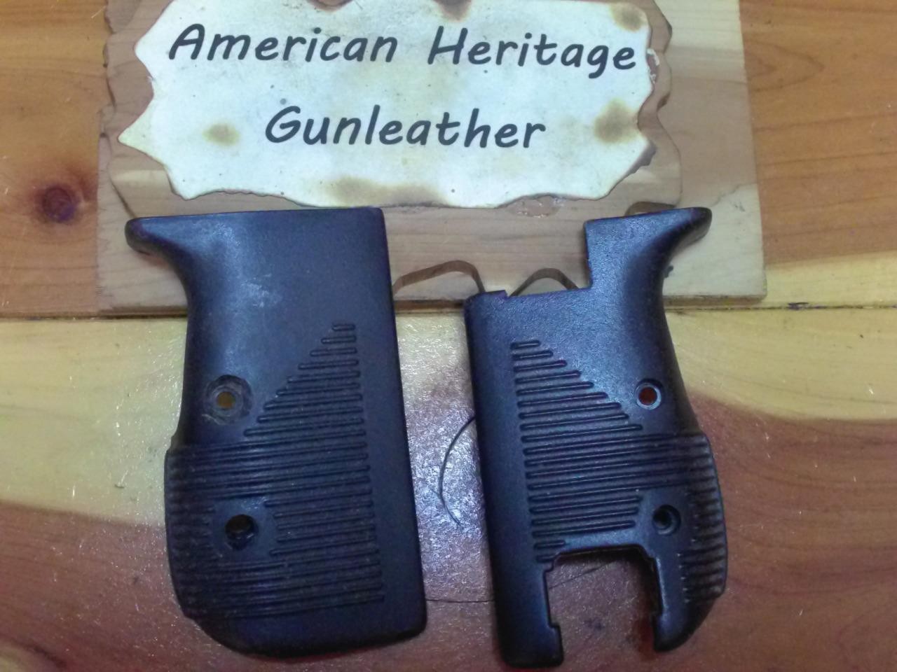 UNKNOWN Pistol Factory Plastic Grips New Condition