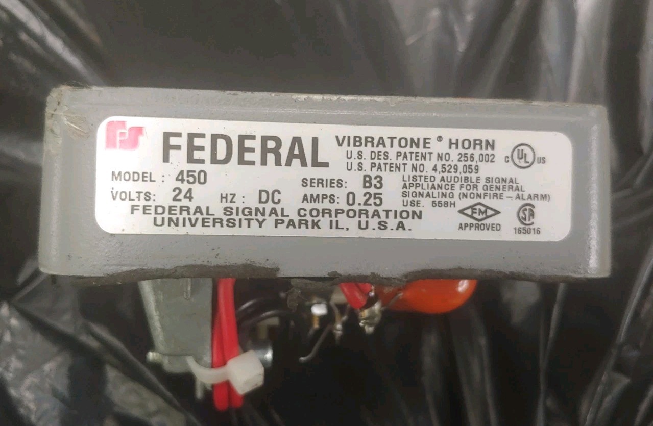 🤪 FEDERAL SIGNAL VIBRATONE HORN Model 450 -  24V 24VDC - Avoid AC - Tested
