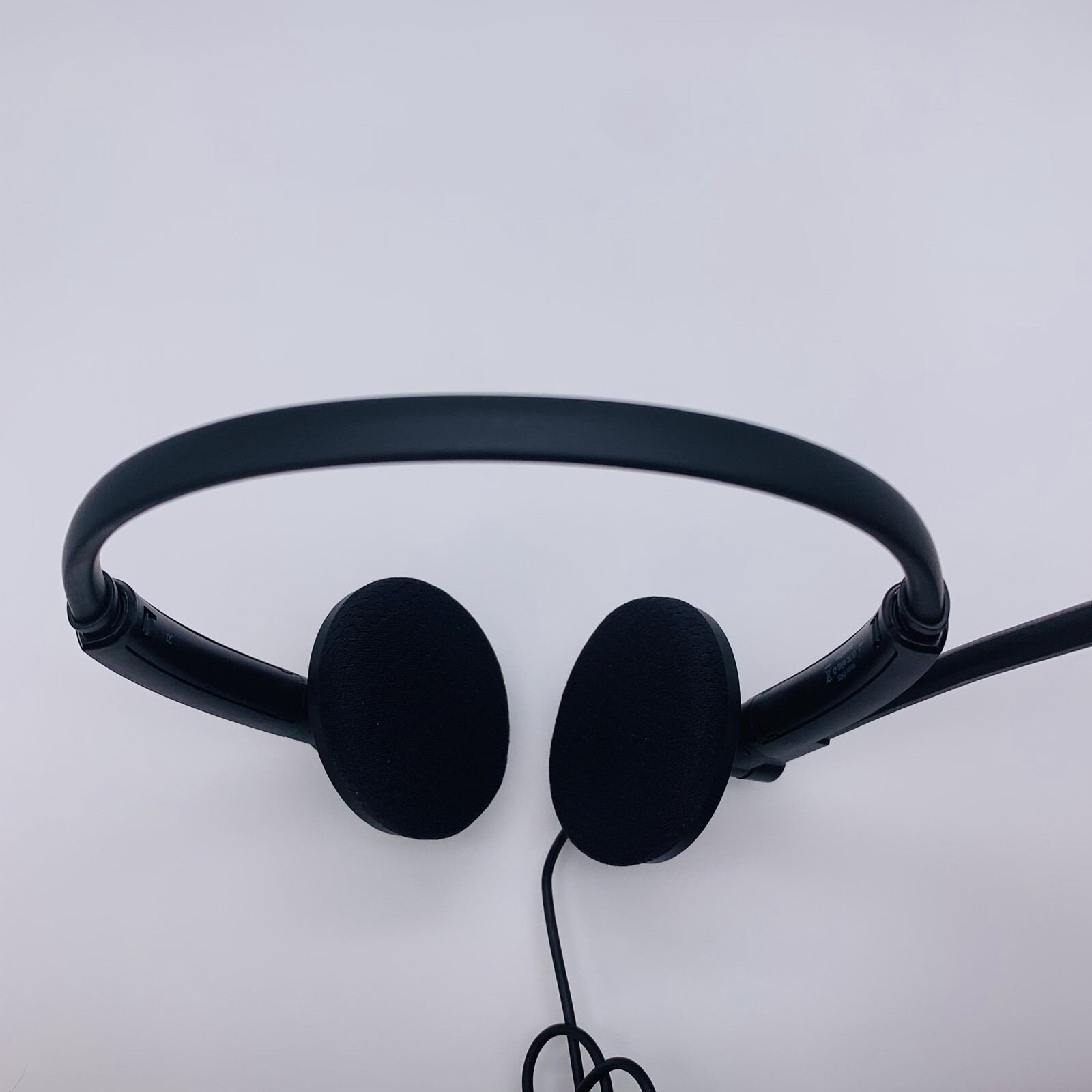 Awatrue Computer Headset EH05 with Microphone Wired 3.5mm Jack Black - Open Box