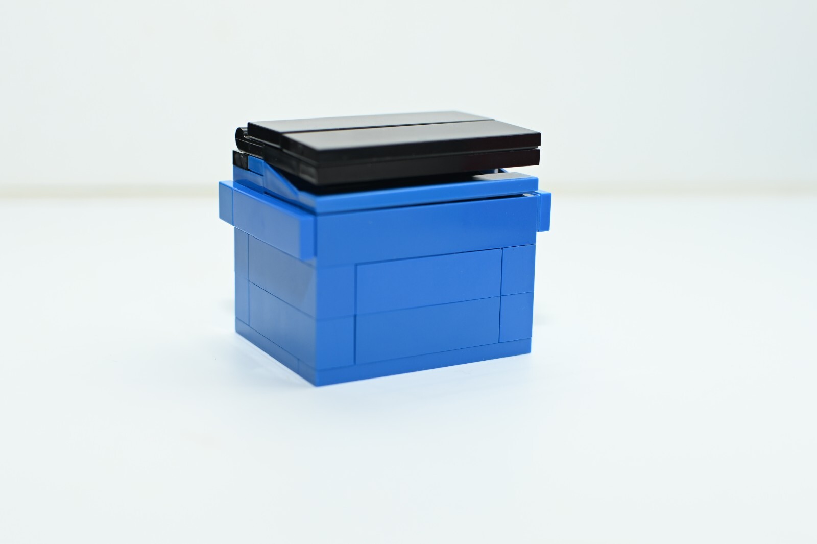 Garbage Dumpster Blue Trash Custom Model compatible and Built with LEGO® Bricks