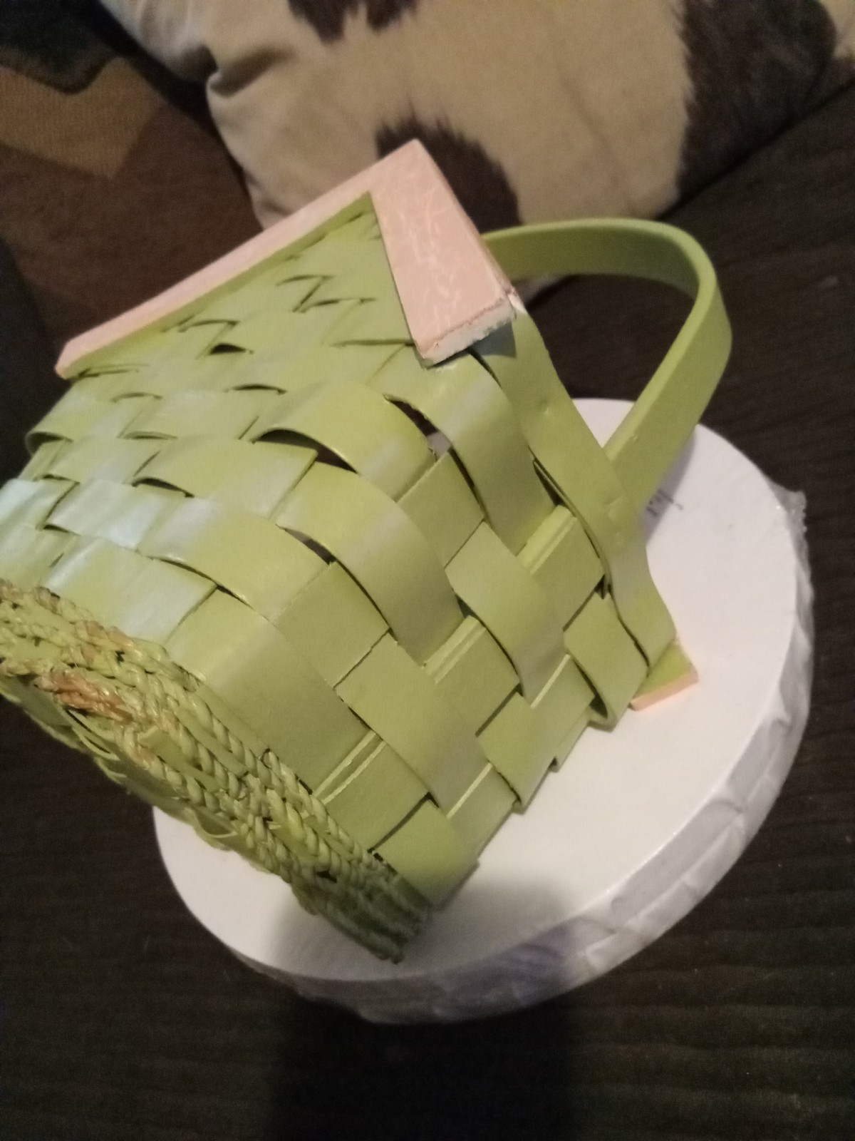 Birdhouse Basket Green