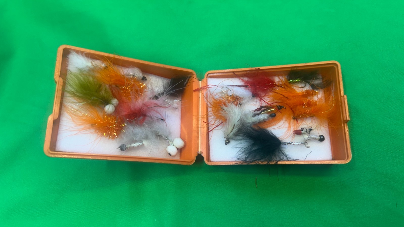 20 Salmon Trout Flies  in FOX BOX  Orange Pocket Fly Box.