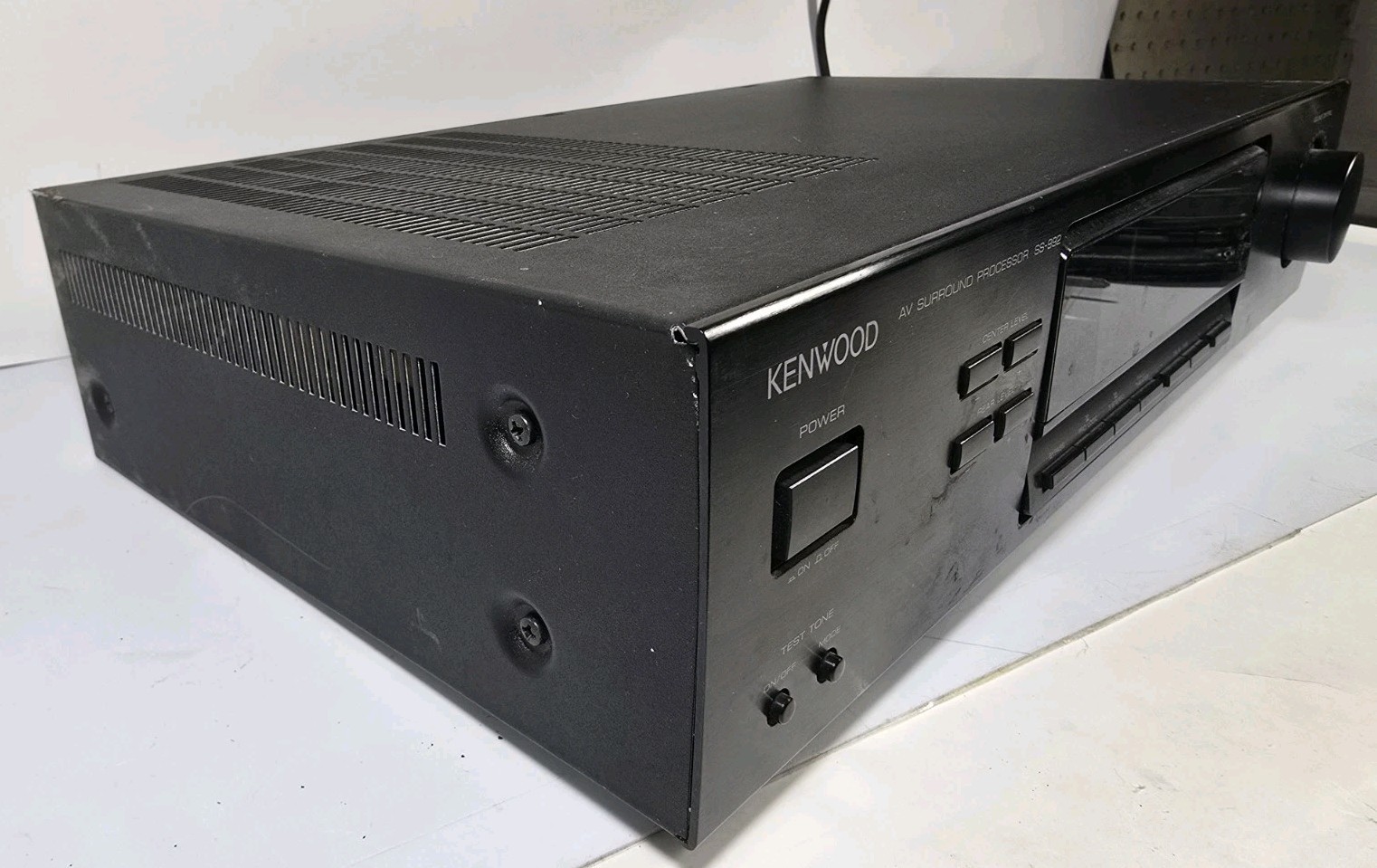 Kenwood SS-992 AV Surround Processor - tested Works Missing Foot