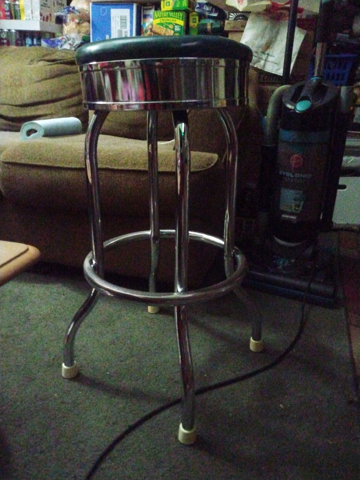 VINTAGE TWISTED LEG ICE CREAM PARLOR STOOL