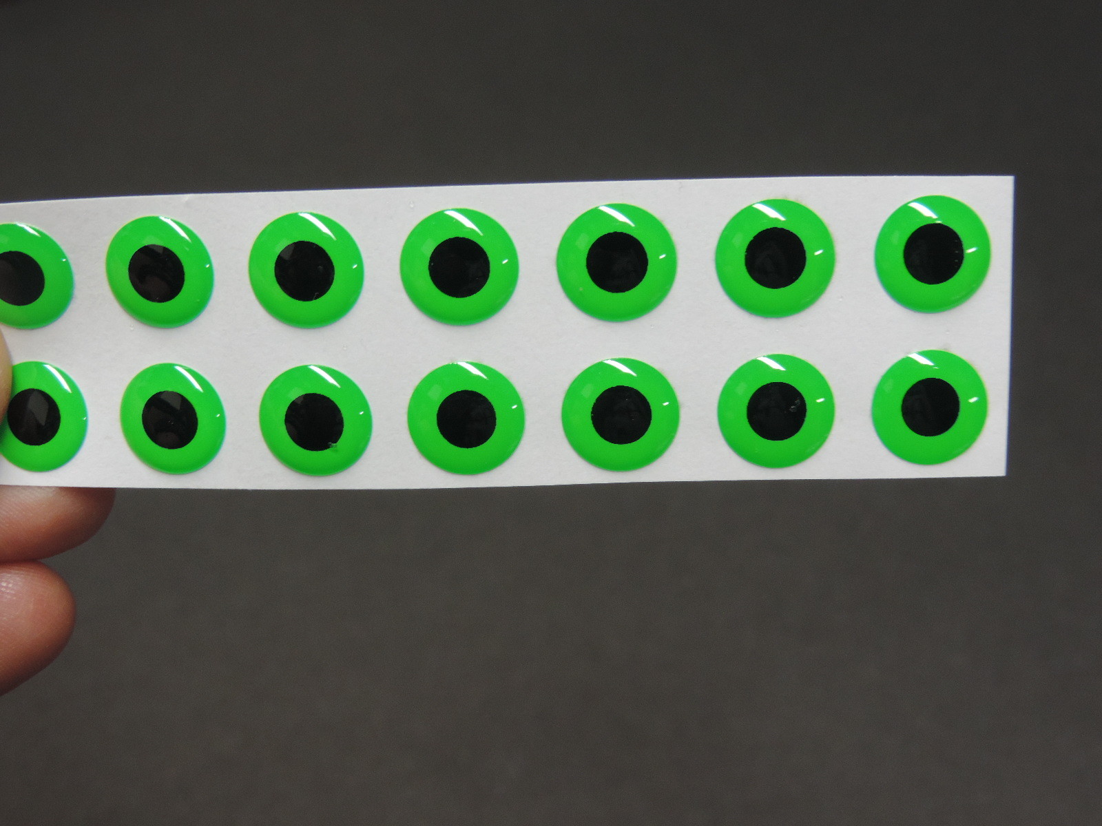 18 FL GREEN w/ BLACK PUPIL Soft Molded 10mm .3937" Adhesive Eyes Fly Tying Lures