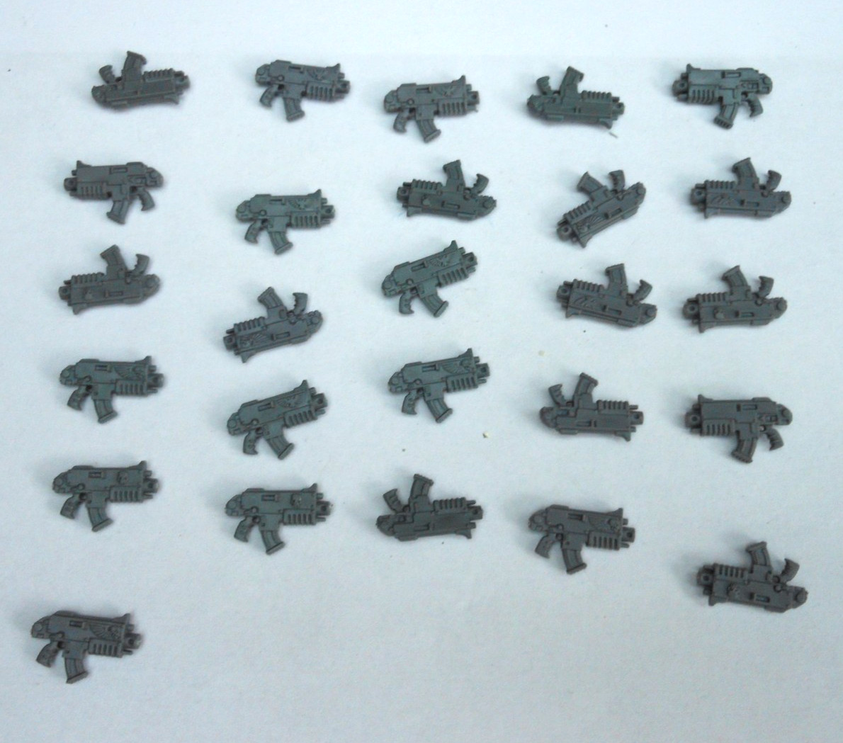 Warhammer 40K Space Marine Classic Tactical Squad Bolters bundle x 26
