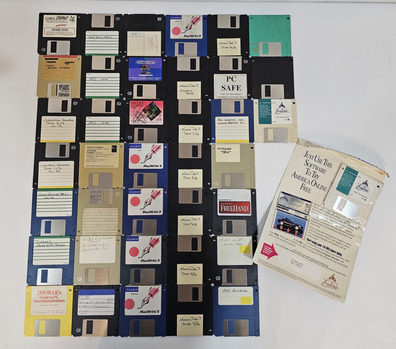 Lot of 39 Floppy Disk Drives 3.5" Vintage Games and Softwares!