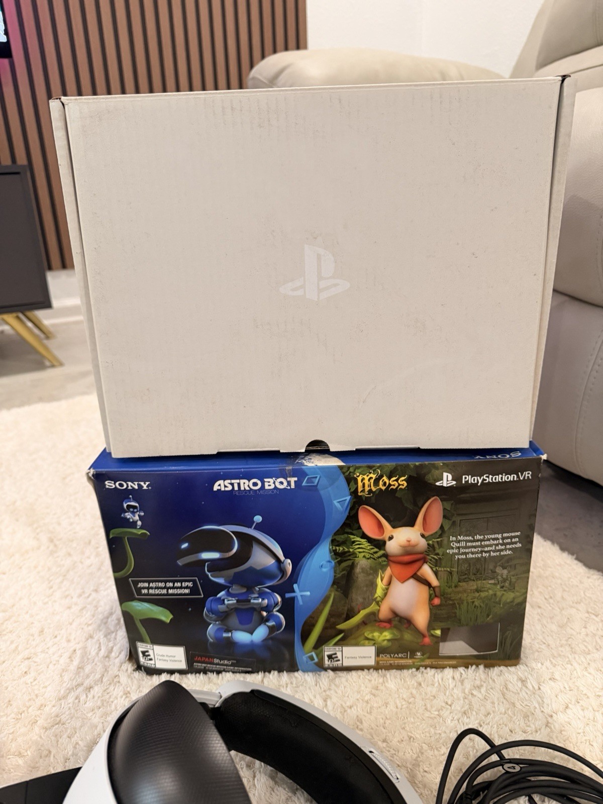 Sony PlayStation VR Virtual Reality Headset PSVR Used With Box Camera
