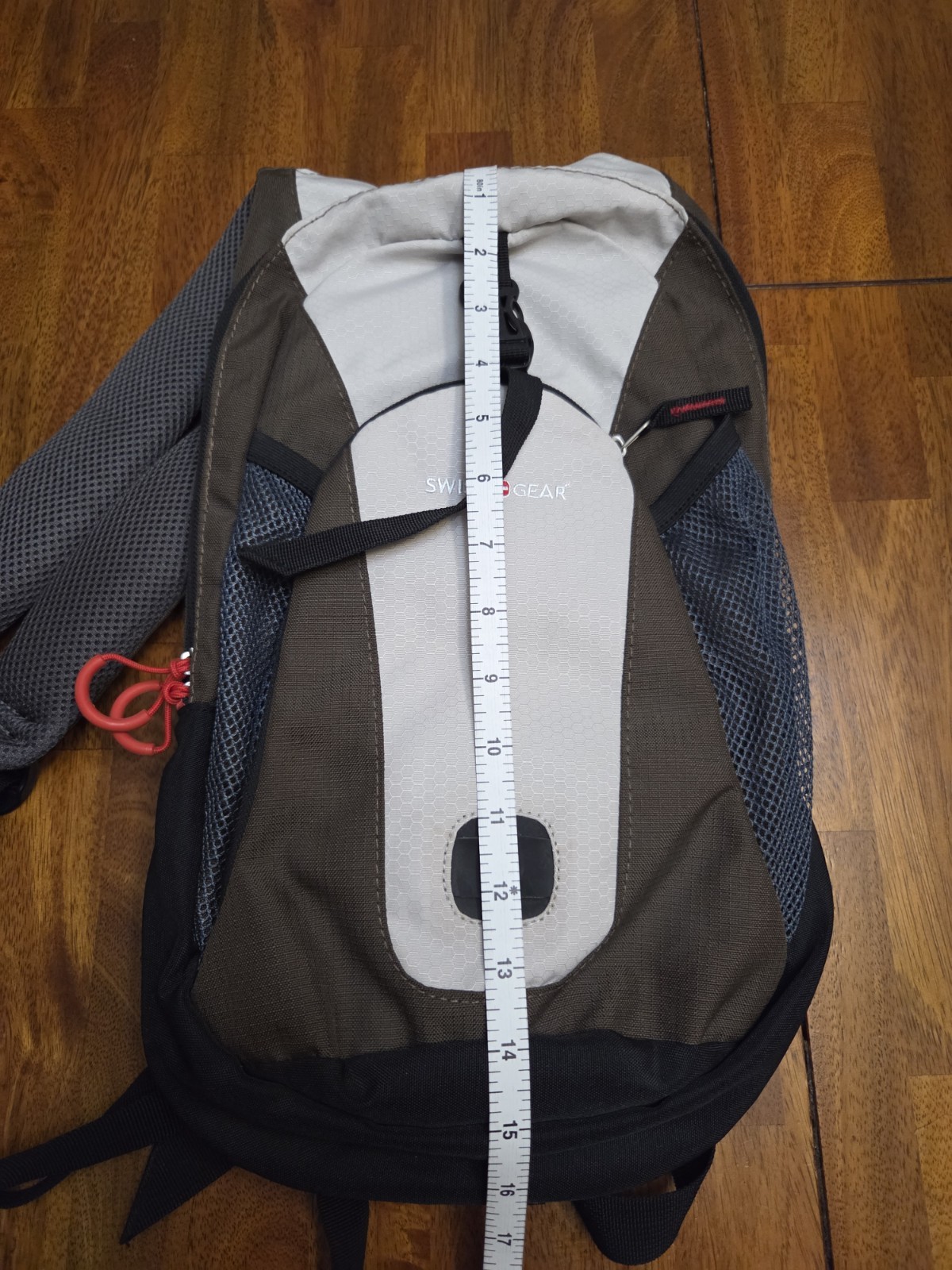 Swiss Gear Middle Fork Hydration Pack CP109 (W/O Bladder) EUC