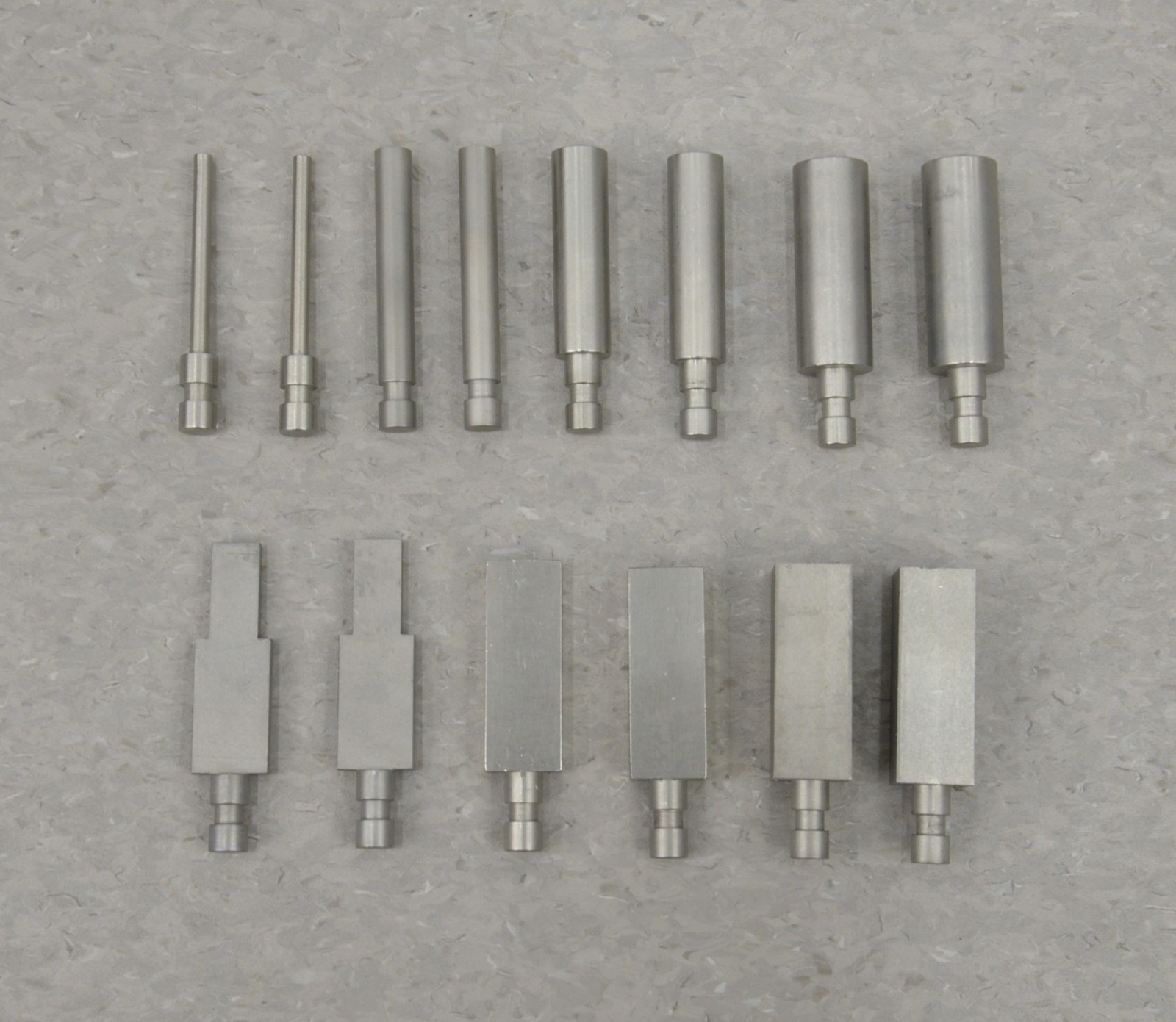 Russell Gauges High Magnification Extensometer Calibrator