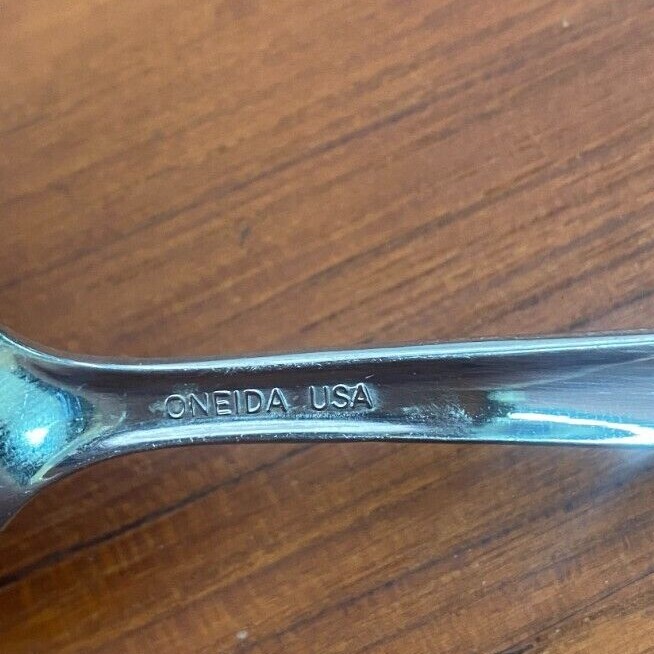 Oneida * SATIN ACCENT Satin Stainless Flatware - YOUR CHOICE - CHOOSE (176)