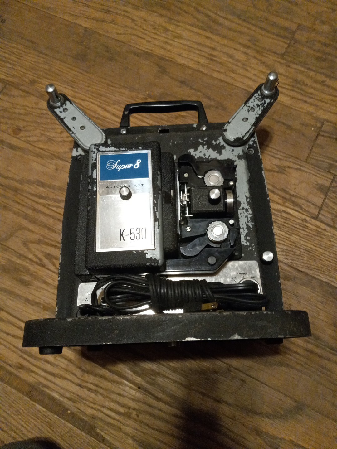 Vintage Keystone Super 8 K-550 Slow Motion Movie Projector Powers On